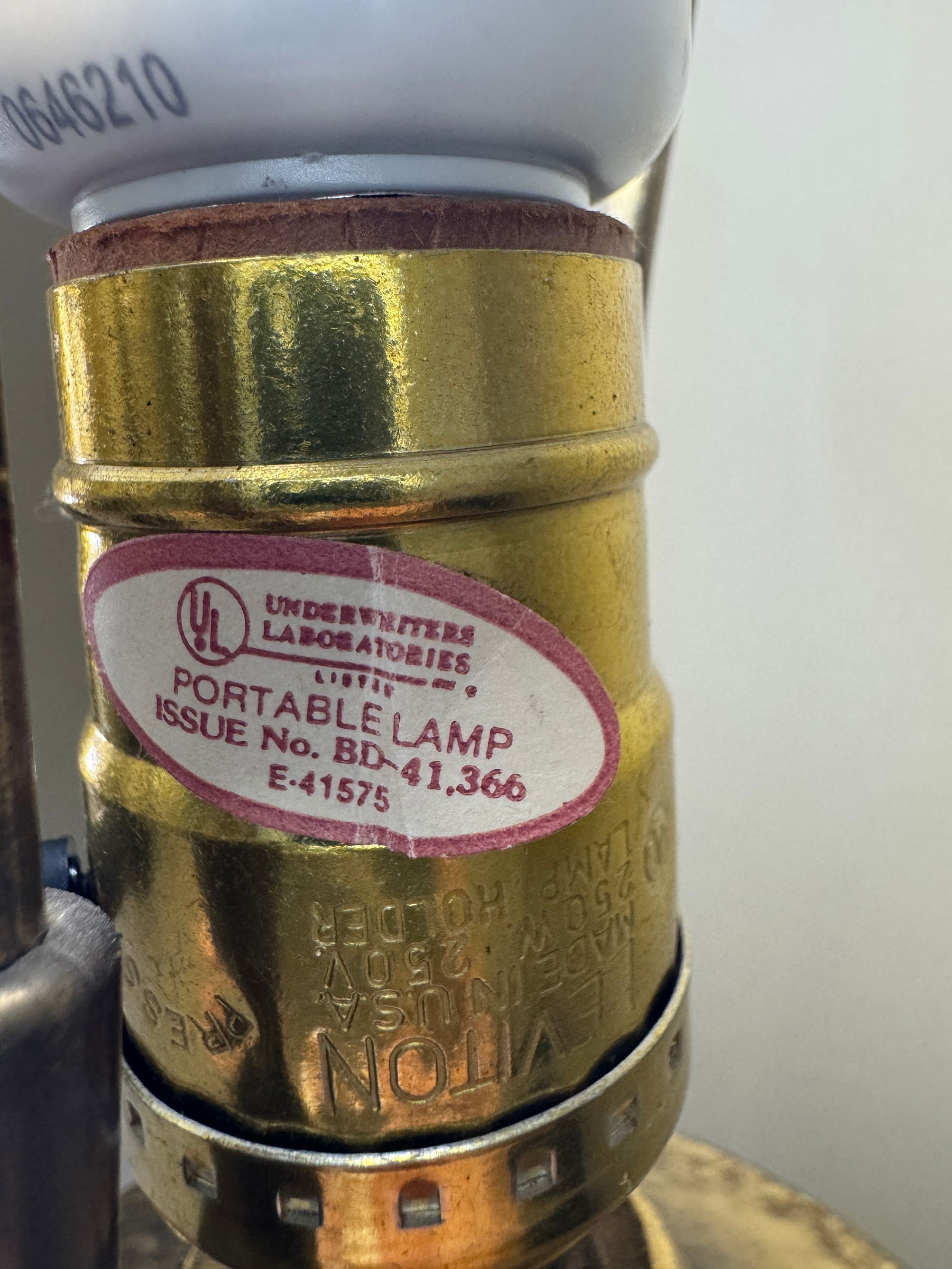 Mid Century Column Crystal Glass Lamp With Brass Base and Creamy White Lamp Shade - 10