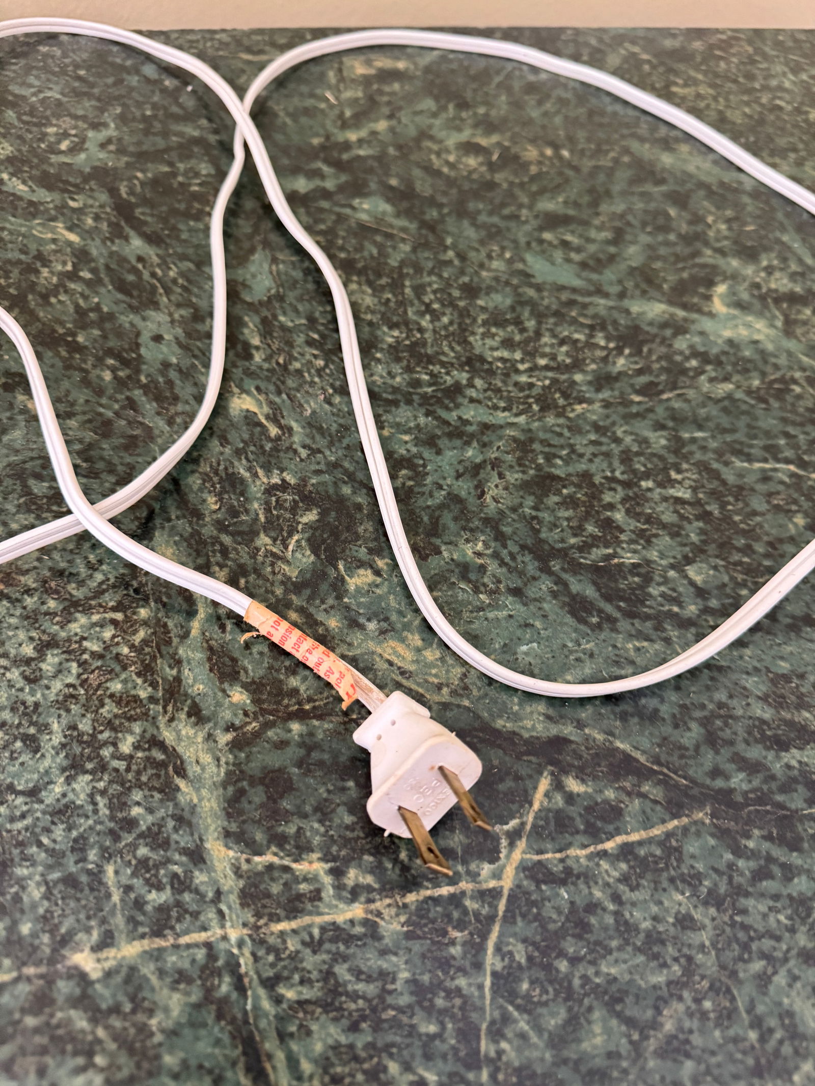 Mid Century Column Crystal Glass Lamp With Brass Base and Creamy White Lamp Shade - 11