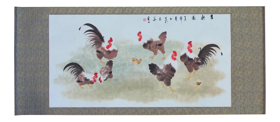Chinese Color Ink Rooster Hens Scenery Horizontal Scroll Painting Wall Art: This is a hand-painted copy of oriental scroll painting in color ink with rooster hens scenery. Dimensions: w72.5" x h29.5" Origin: China Material: Paper Condition: Good, minor folding marks 