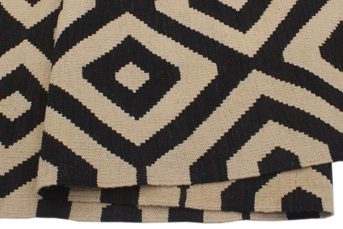 Navaho Kilim Beige Black Wool Rug - 6'6" X 9'7" - 7