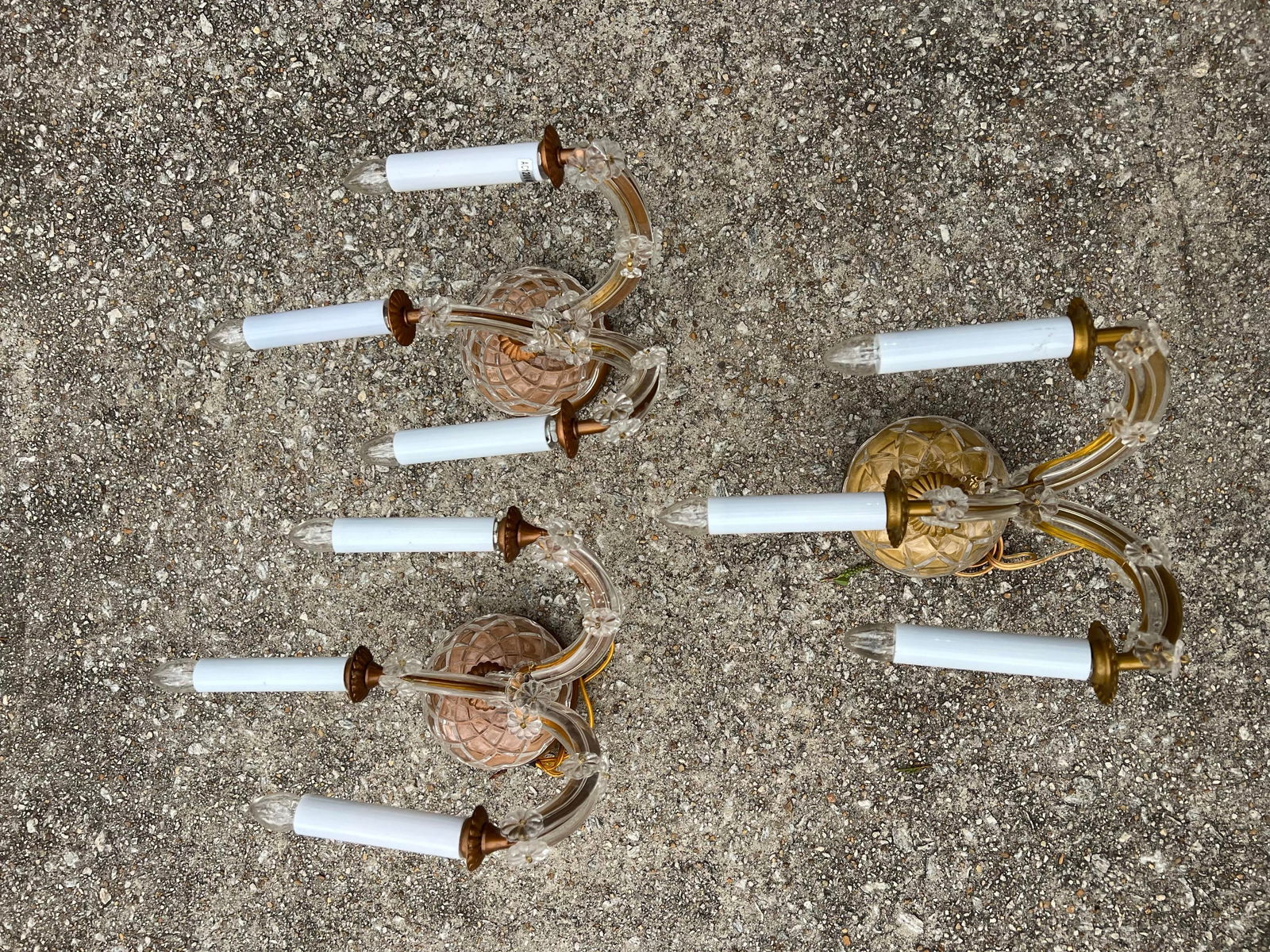 1970s Gold and Lucite Wall Sconces - Set of 3 - 6