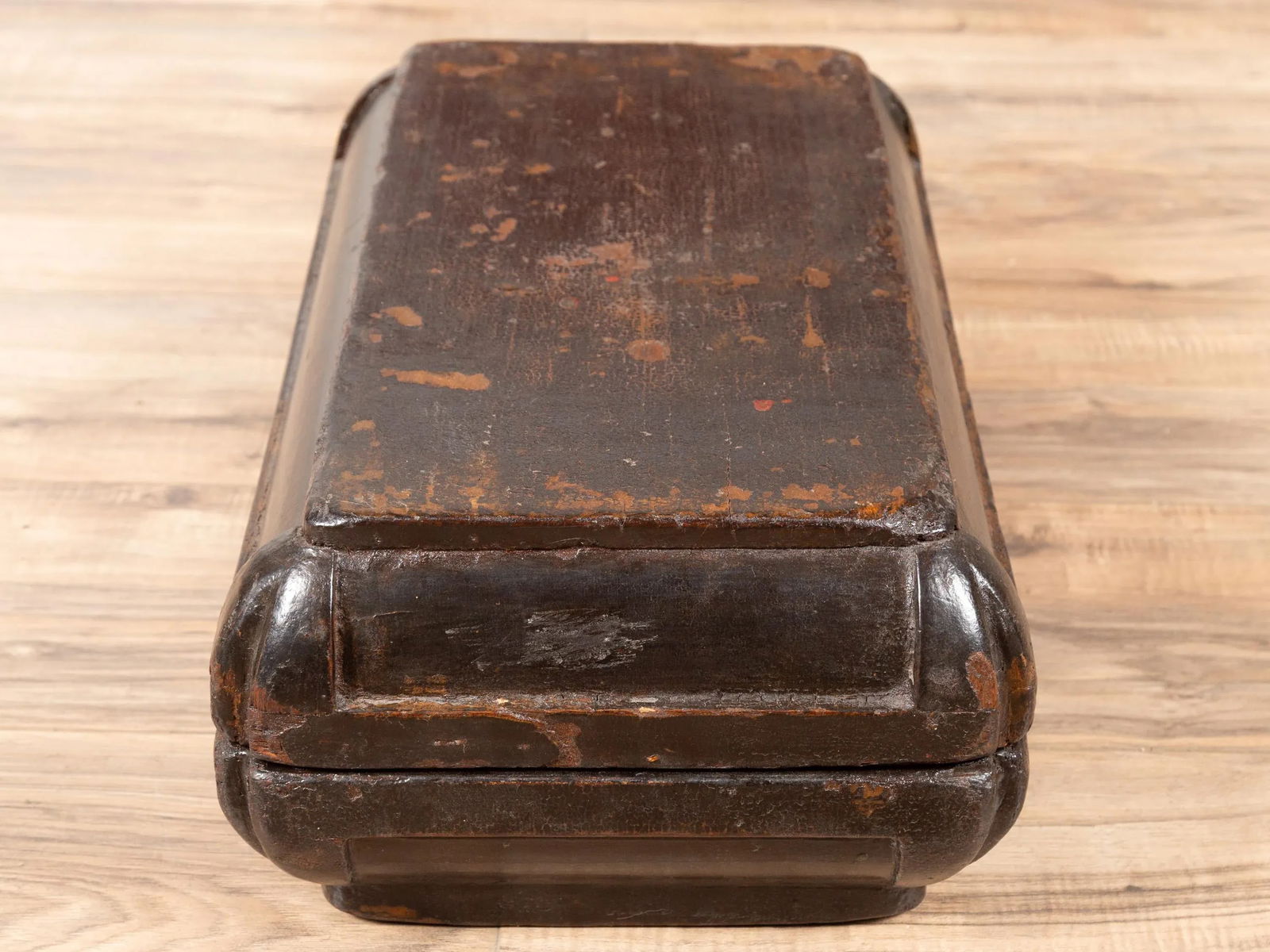 Small Antique Chinese Dowry Basket with Distressed Brown Patina - 6