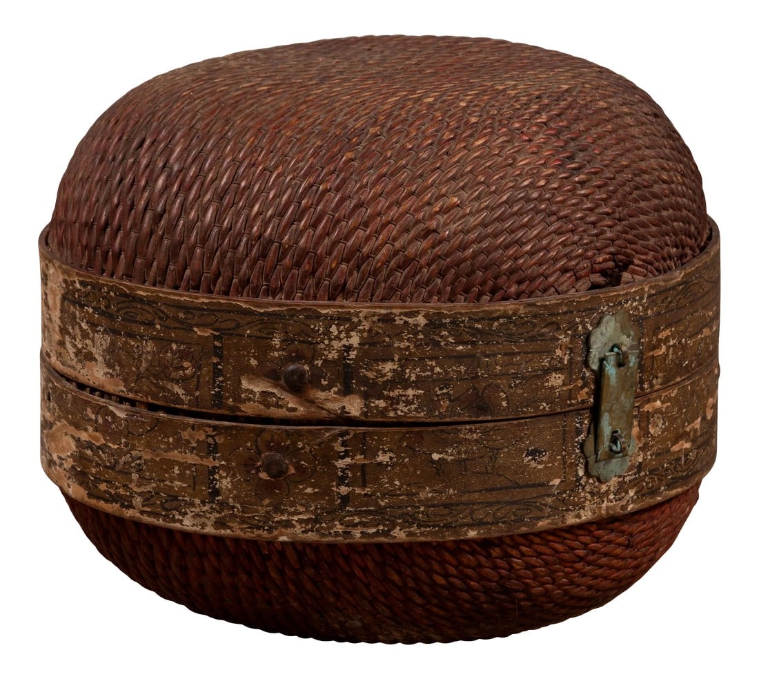 Vintage Chinese Midcentury Rattan Circular Hat Box with Weathered Patina (1 of 13)