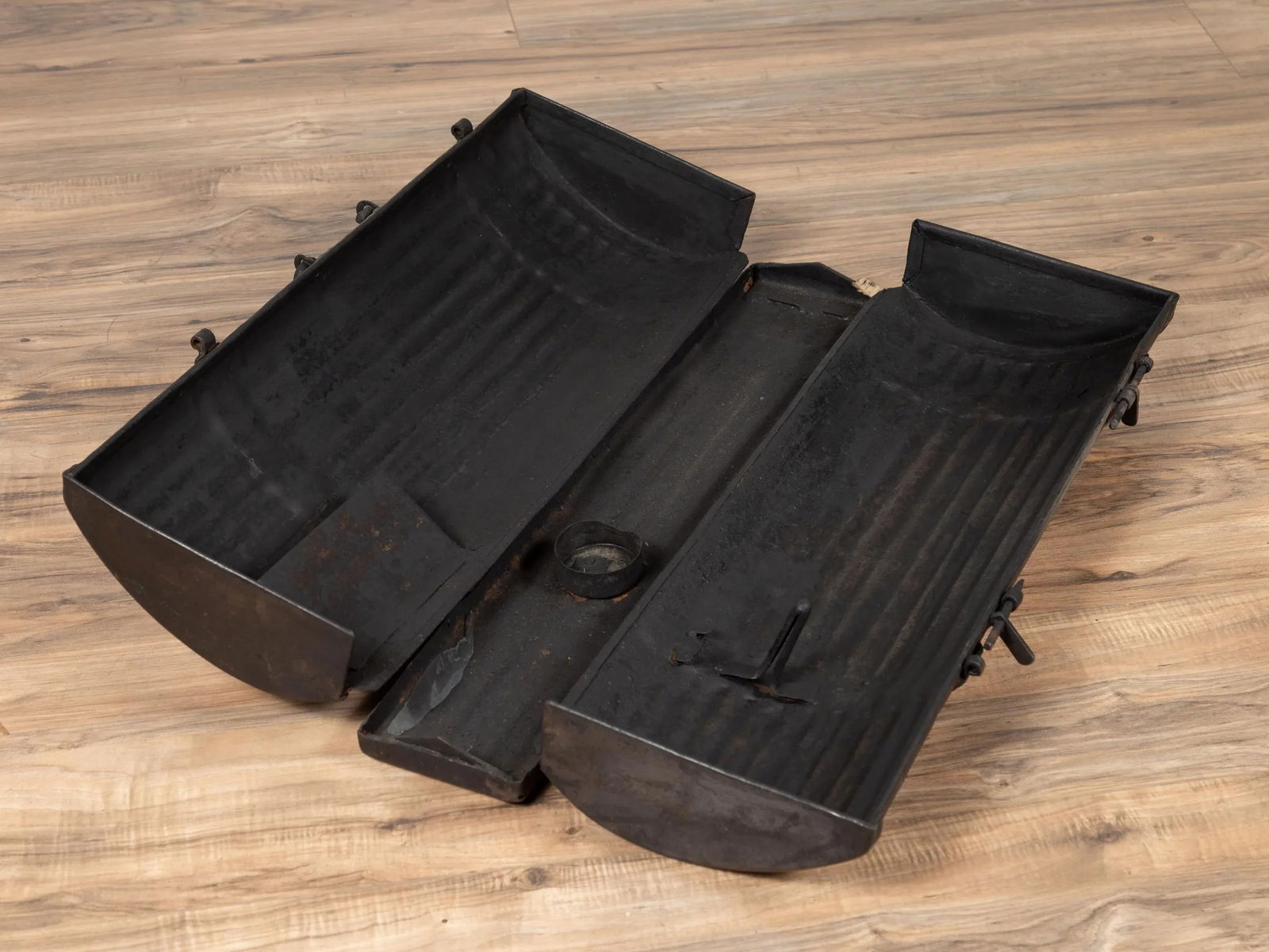 Early 20th Century Industrial Metal Tool Box with Dark Patina, Found in India - 3