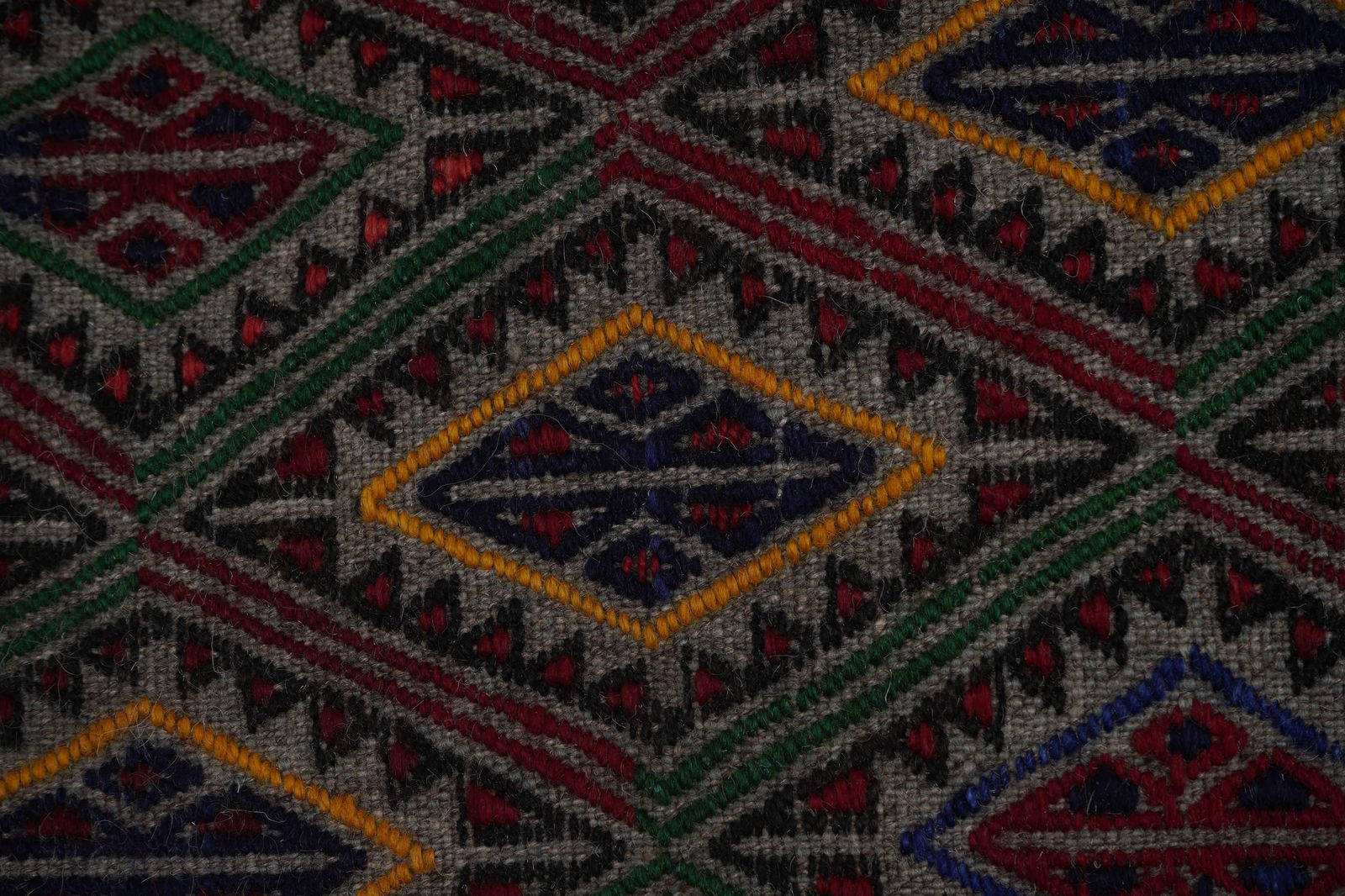 1960s Turkish Wool Jajim Kilim Rug 3'9'' X 6'2'' - 7