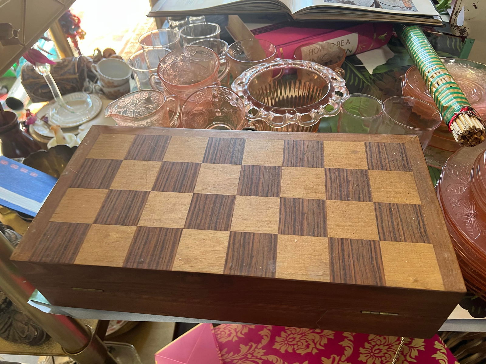 1970s Foldable Wooden Chess Set With Marble Pieces - 31 Piece Set - 3