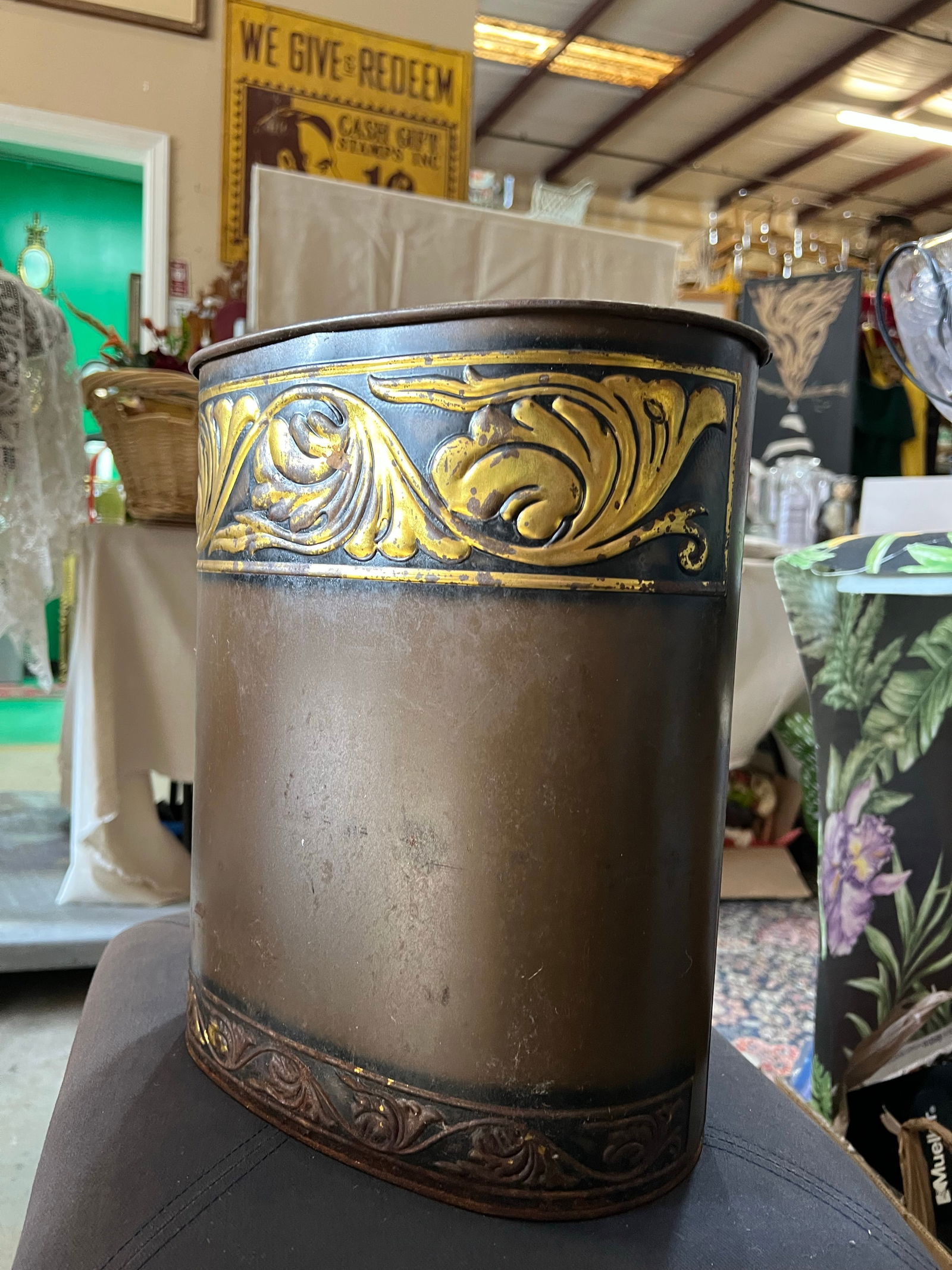 1970s Metal Oval Decorative Wastebasket - 2