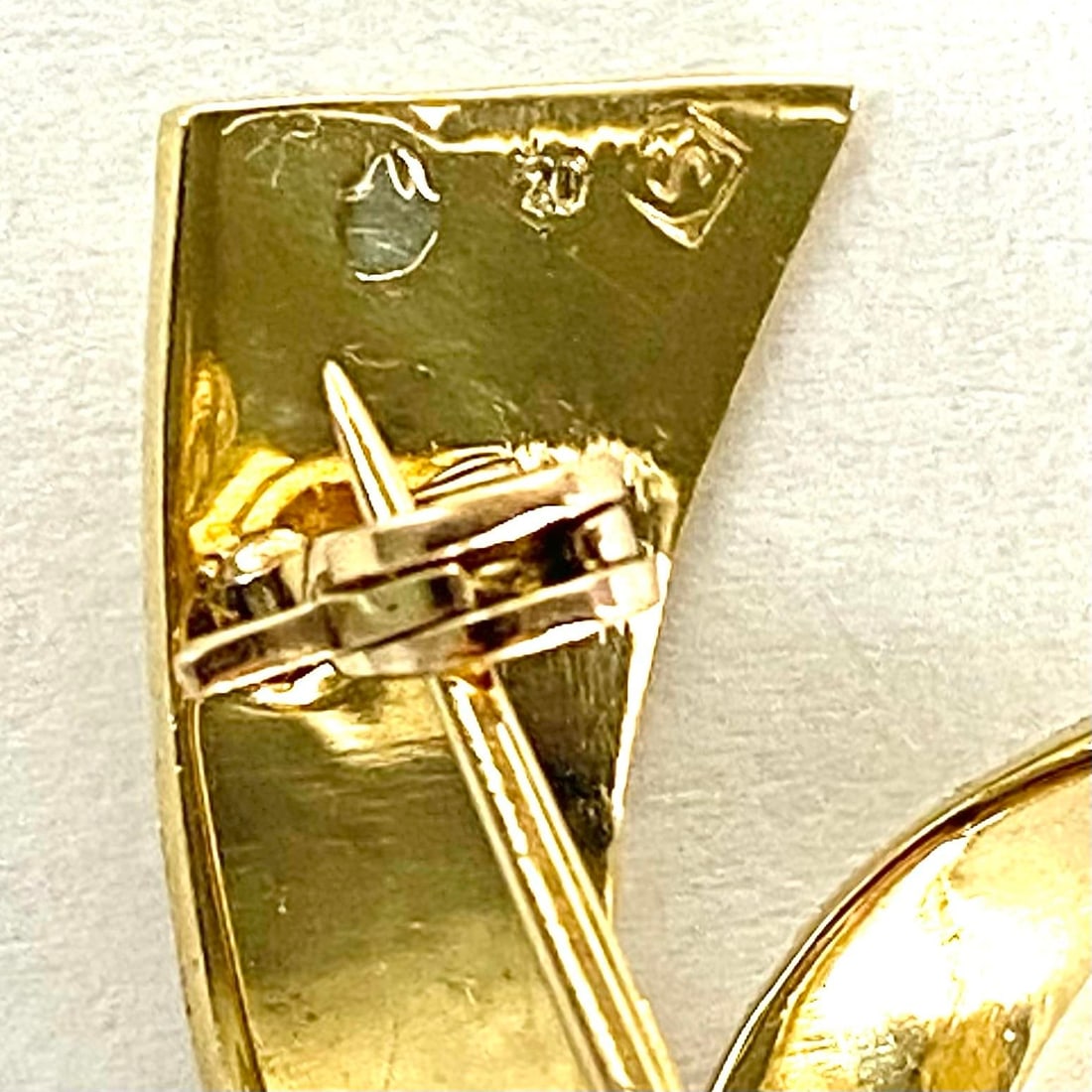 1990s H. Stern Mid-Century 18k Gold Blue-Green Tourmaline Modernist Brooch Pendant - 4