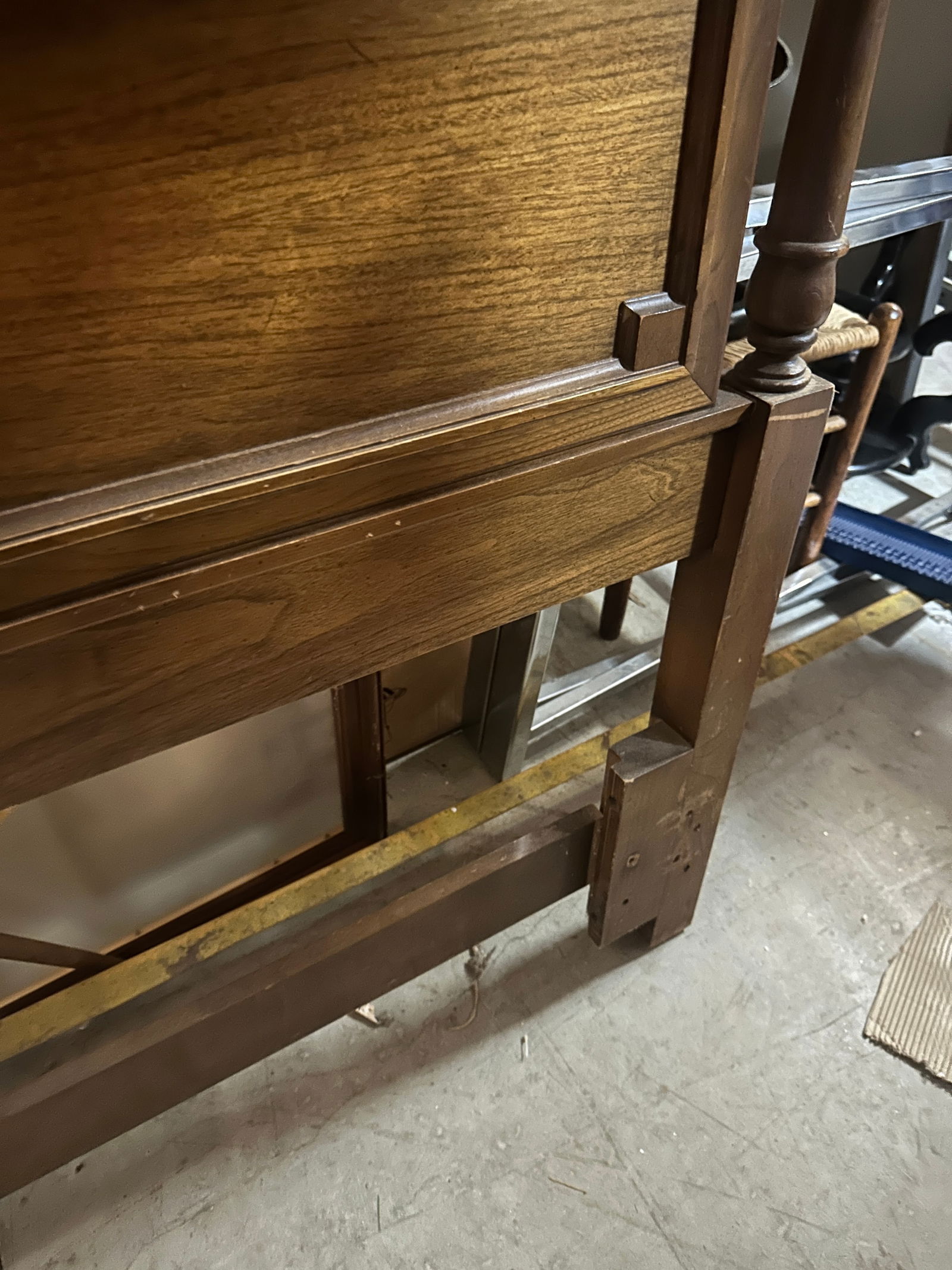 1970s Double Twin Wooden Headboard With Brass Accents - 2