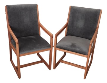 Vintage 1970s Pair of Oak Danish Mid Century Modern Style Dining Side Chairs