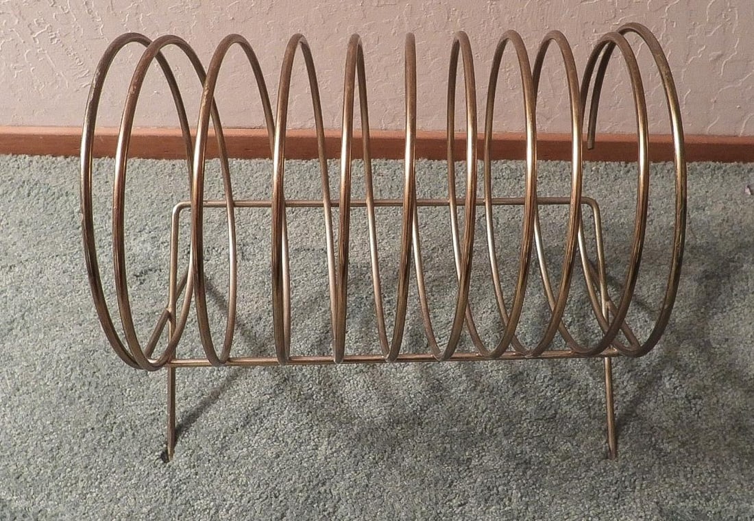 Atomic Vintage 1950s Mid-Century Modern Brass Coil Vinyl Record Holder Magazine Book Rack - 5