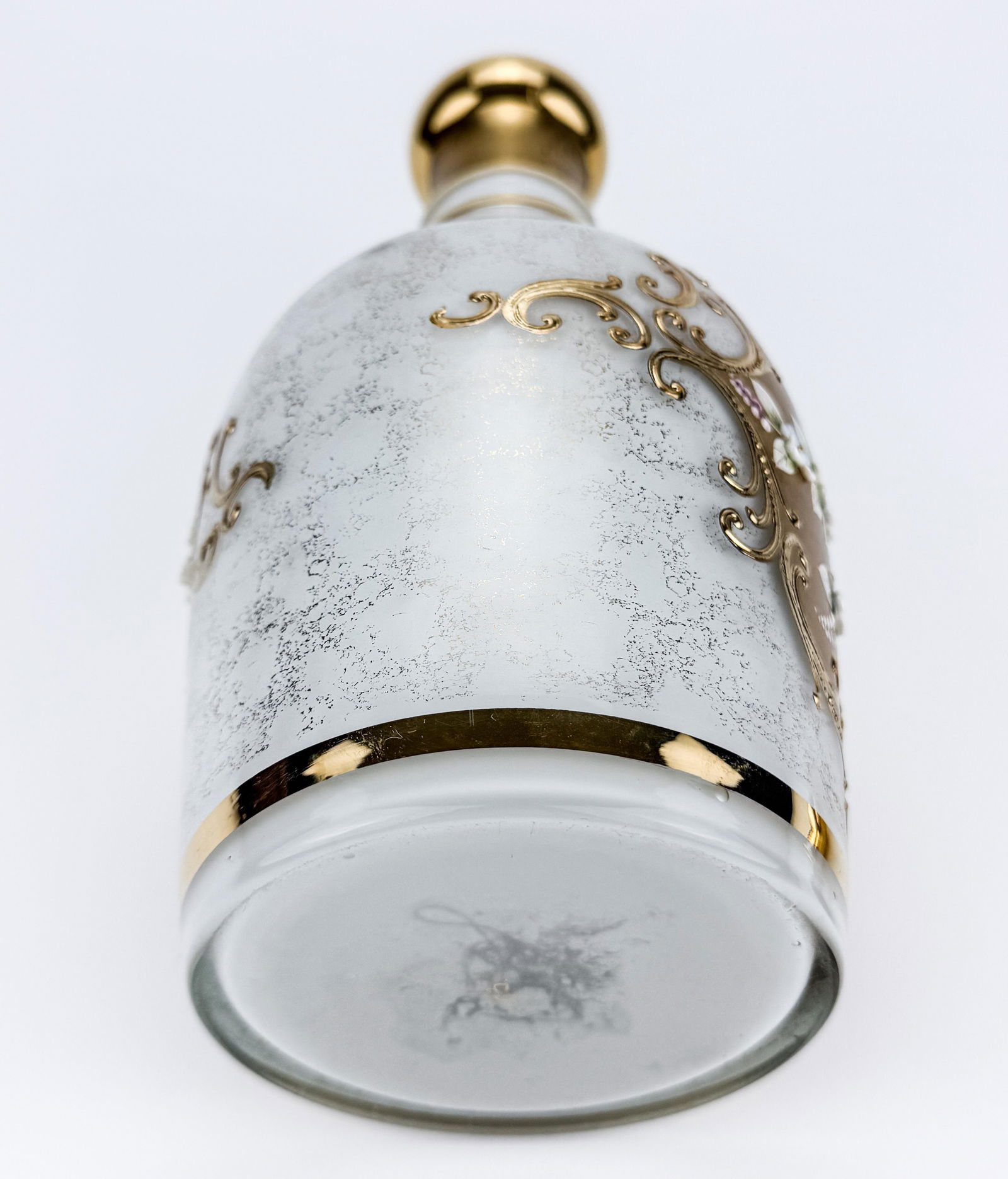 VTG Boho White Opaline Venetian Glass Vase With 3 D Hand Painted Flowers and Gold Accents - 11