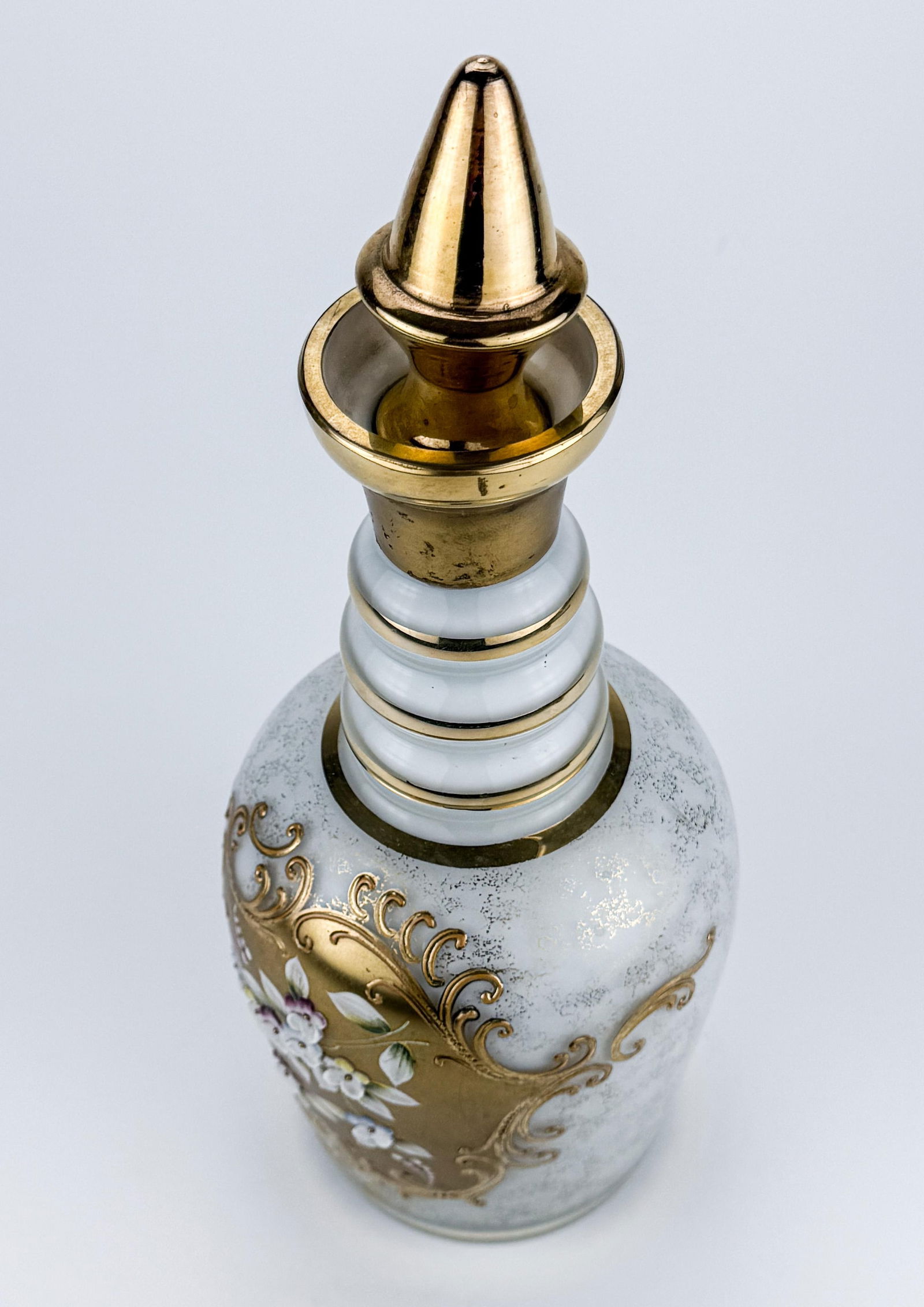 VTG Boho White Opaline Venetian Glass Vase With 3 D Hand Painted Flowers and Gold Accents - 4