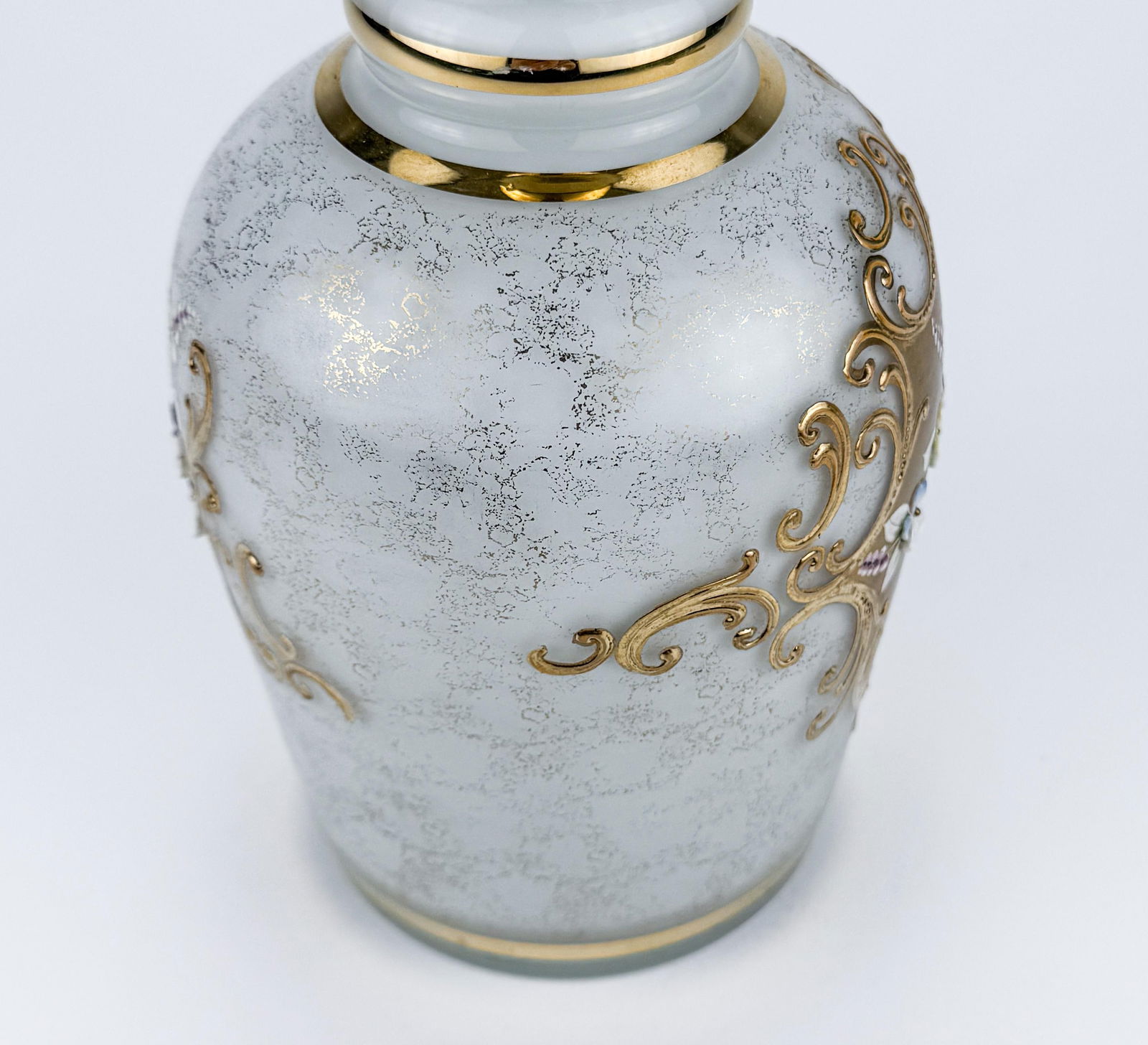 VTG Boho White Opaline Venetian Glass Vase With 3 D Hand Painted Flowers and Gold Accents - 7
