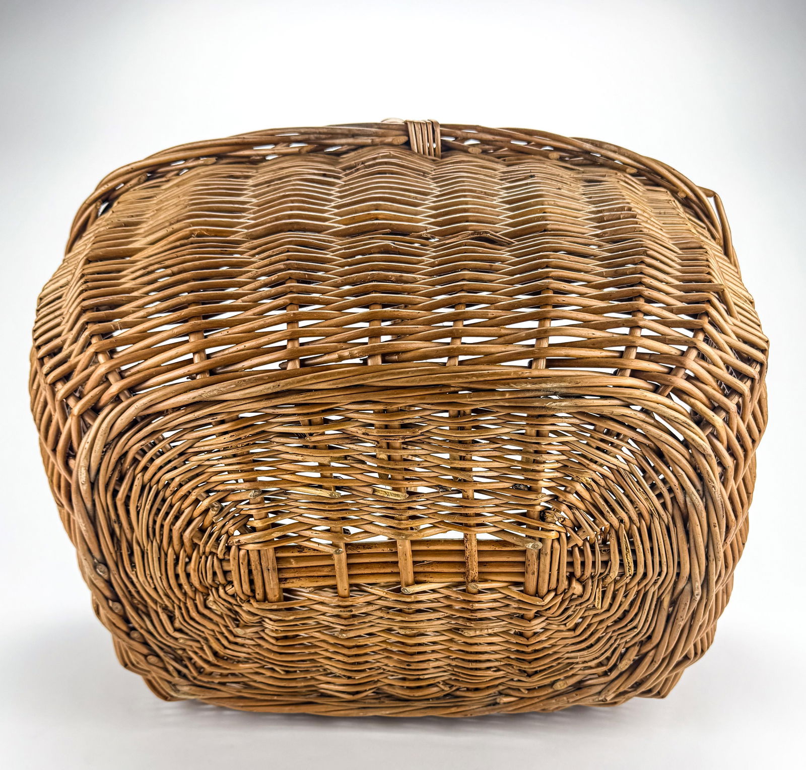 Extra Large Vintage Wicker Market Basket - 12