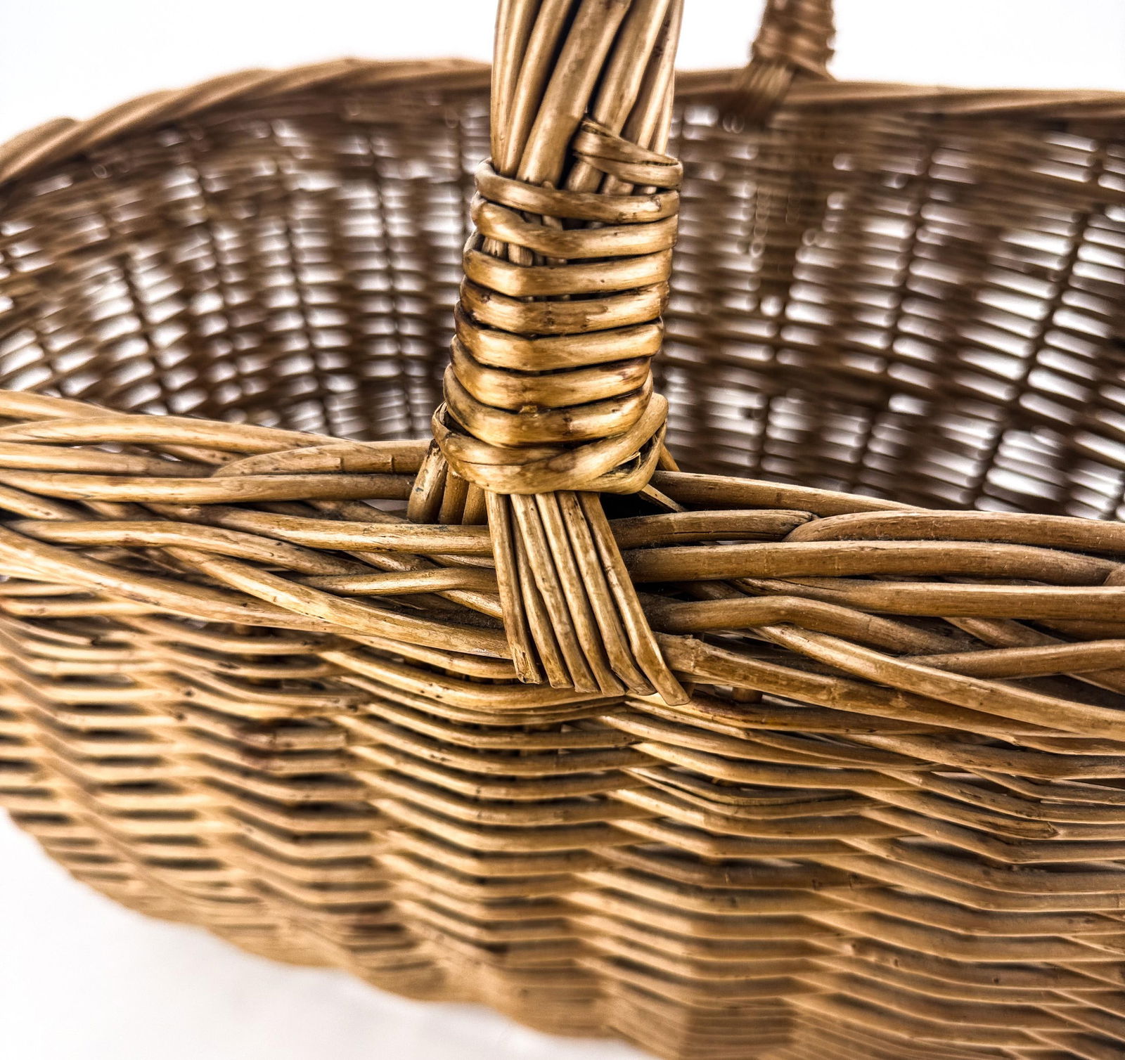 Extra Large Vintage Wicker Market Basket - 8