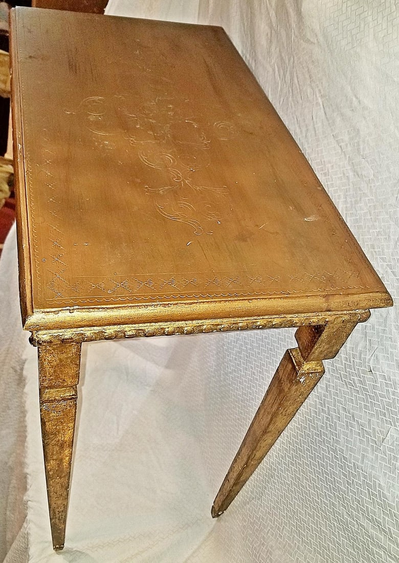 1930s Gilded Venetian Side or Coffee Table - 4