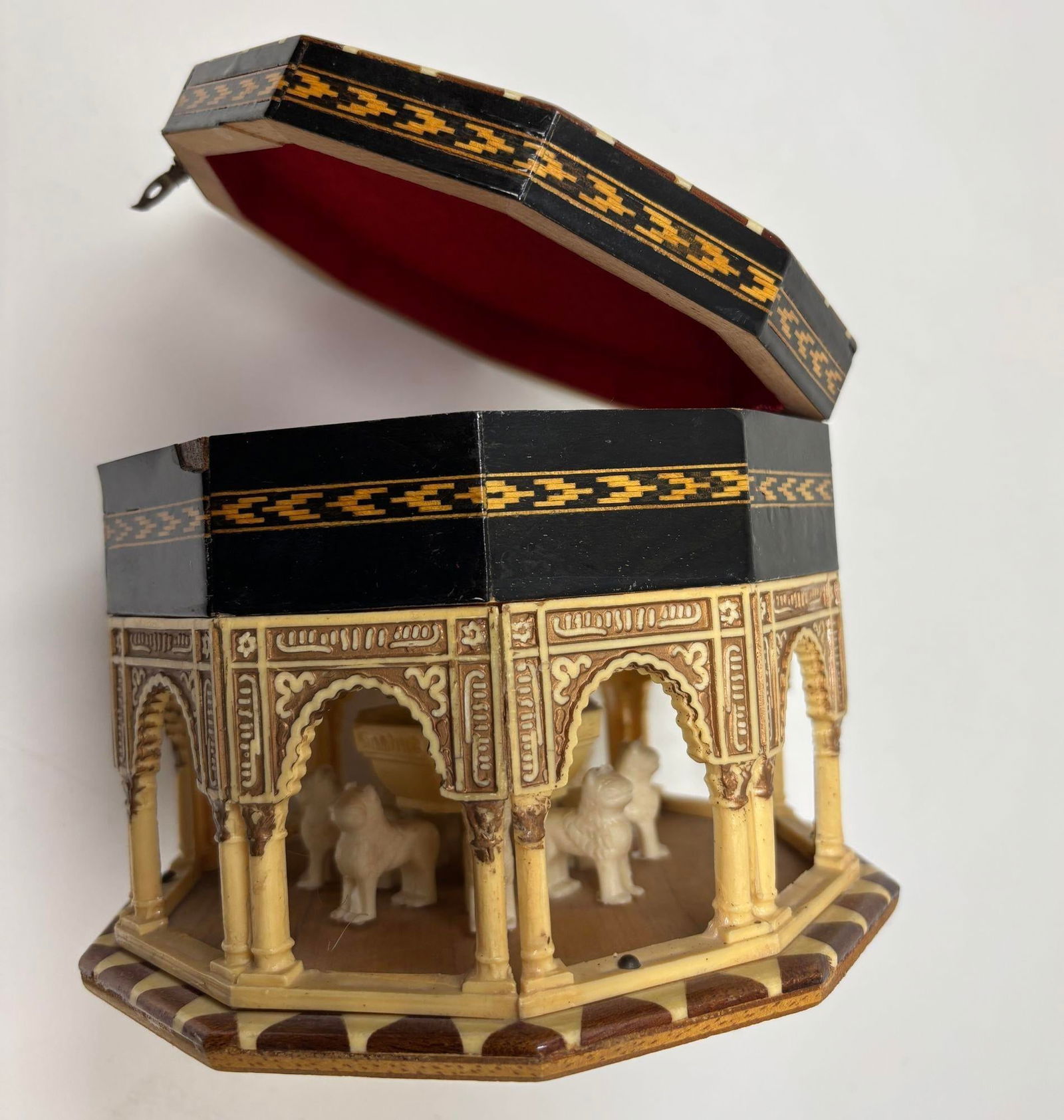 Alhambra Palace Granada Handmade Jewelry Box - 3