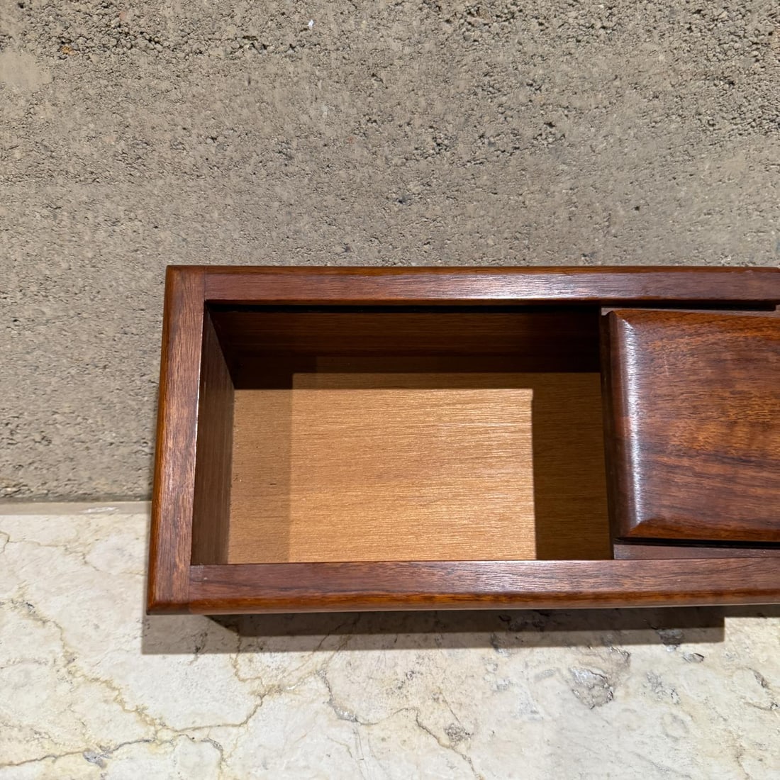 1960s Studio Art Walnut Wood Box Slide Open - 6