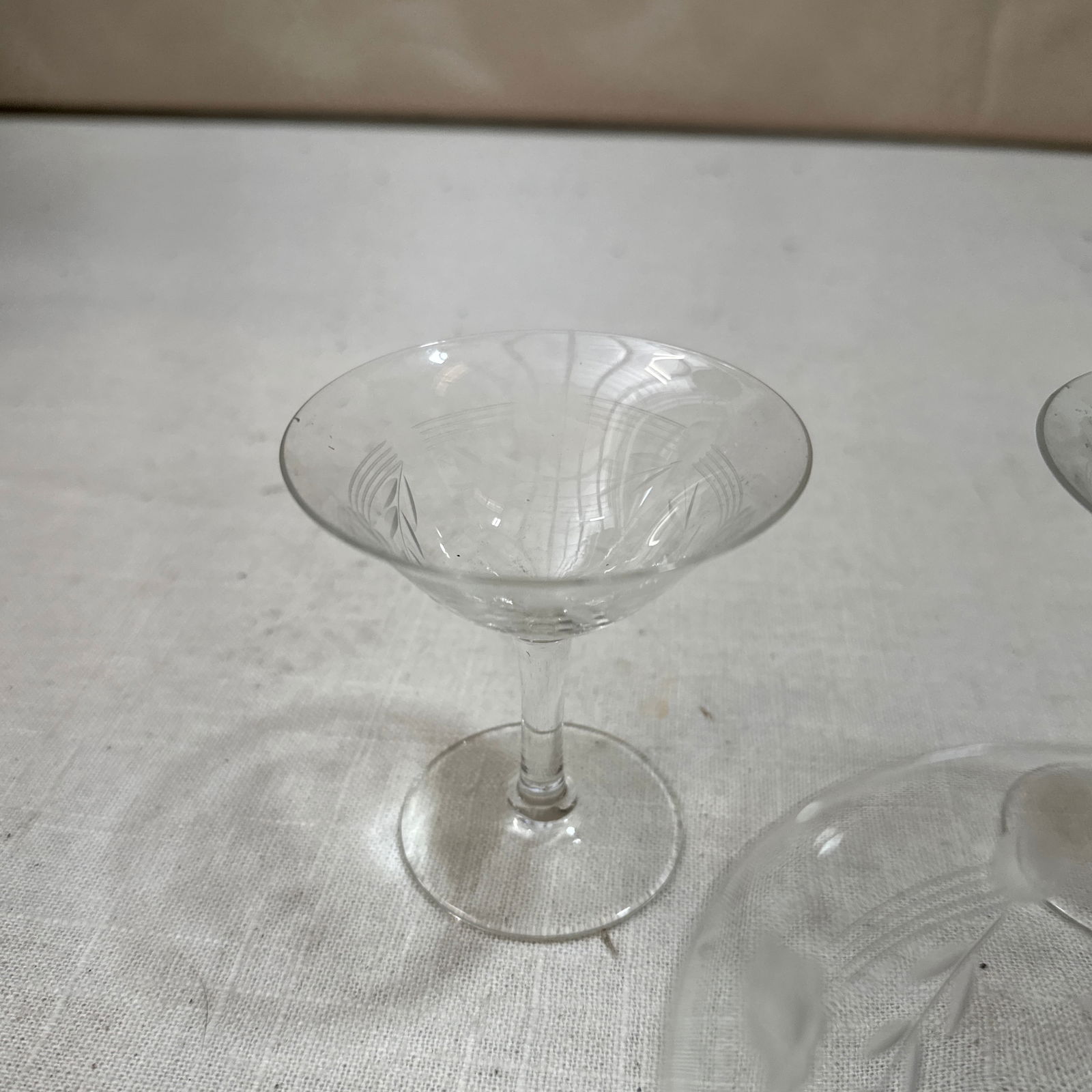 Trio of Small Champagne Glasses With Etched Leaf Details, 1970s - 2