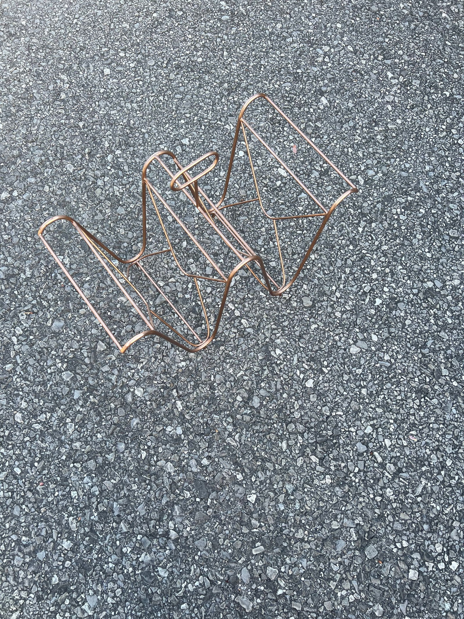 1960s Mid-Century Modern Copper Toned Magazine Rack - 3