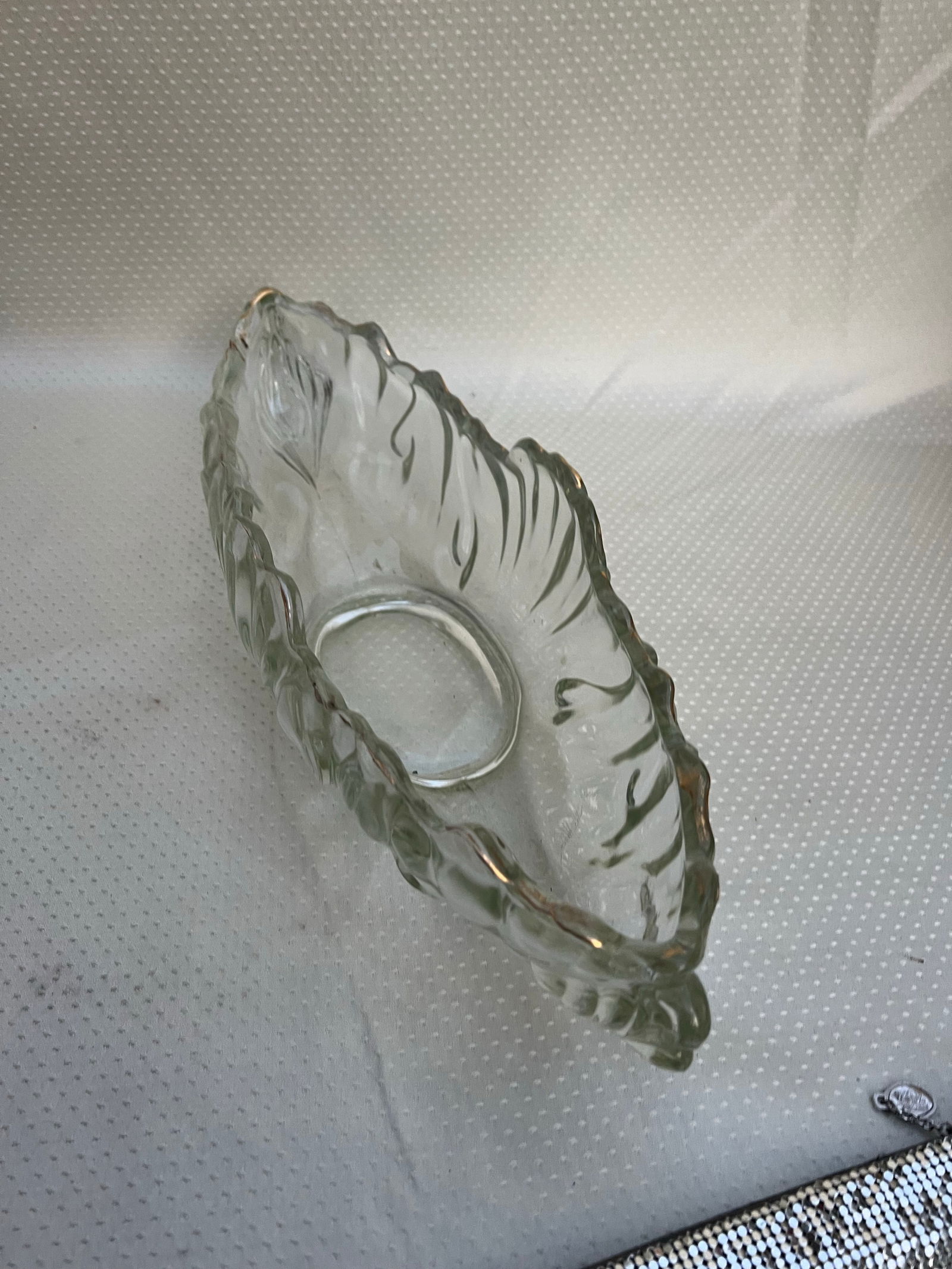 1970s Detailed Glass Oblong Catchall/Vase - 4