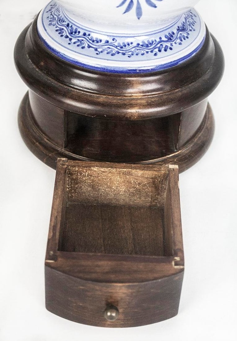 Vintage Blue & White Lamp With Latin Inscription - Secret Drawer - 3