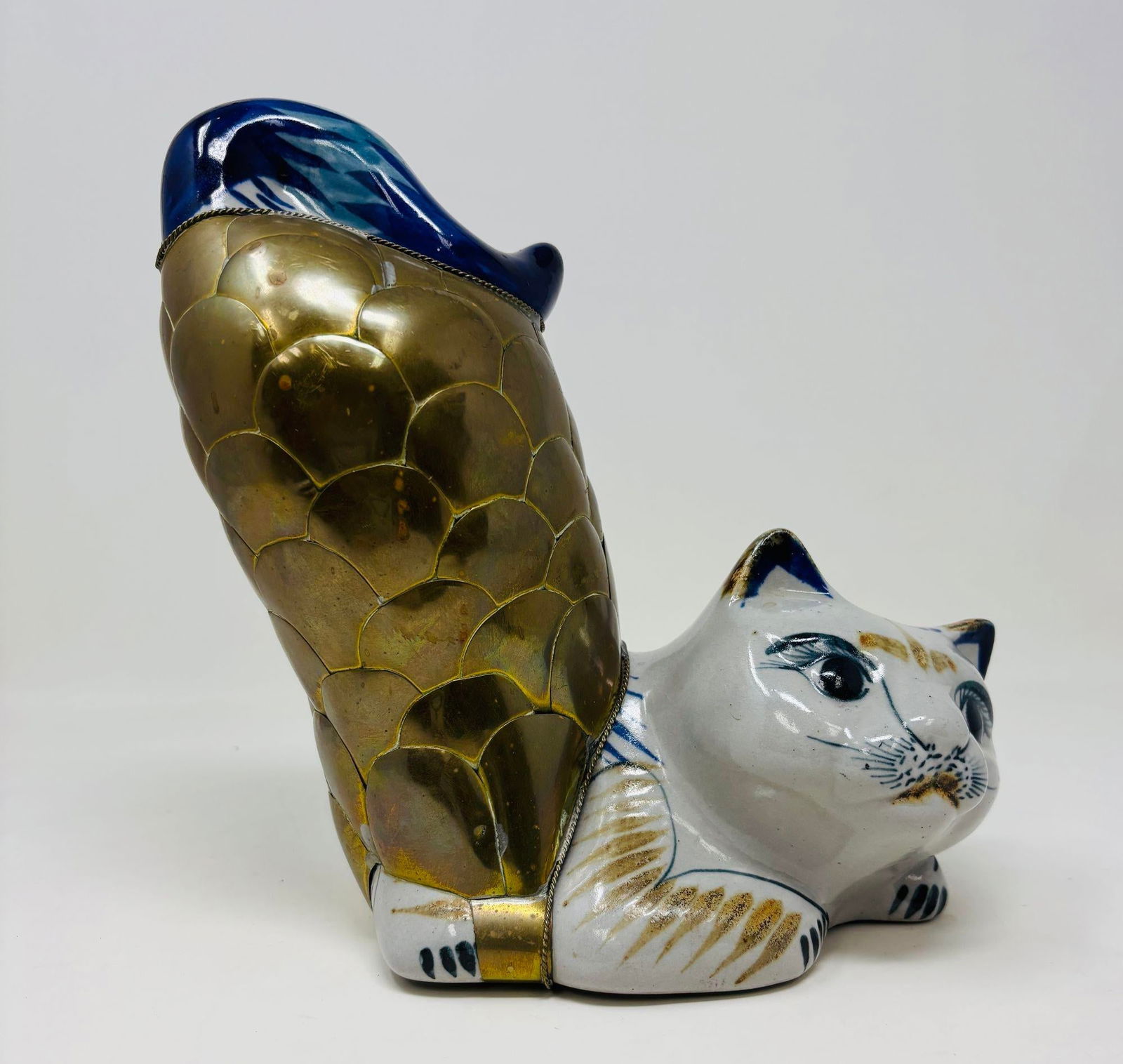 Vintage Large Tonala Mexican Stretching Cat Ceramic and Brass Figurine - 3