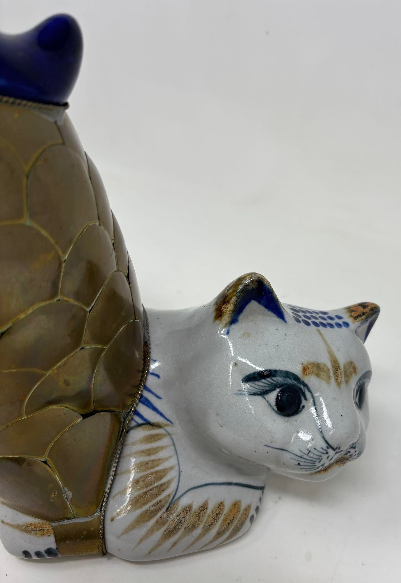 Vintage Large Tonala Mexican Stretching Cat Ceramic and Brass Figurine - 5