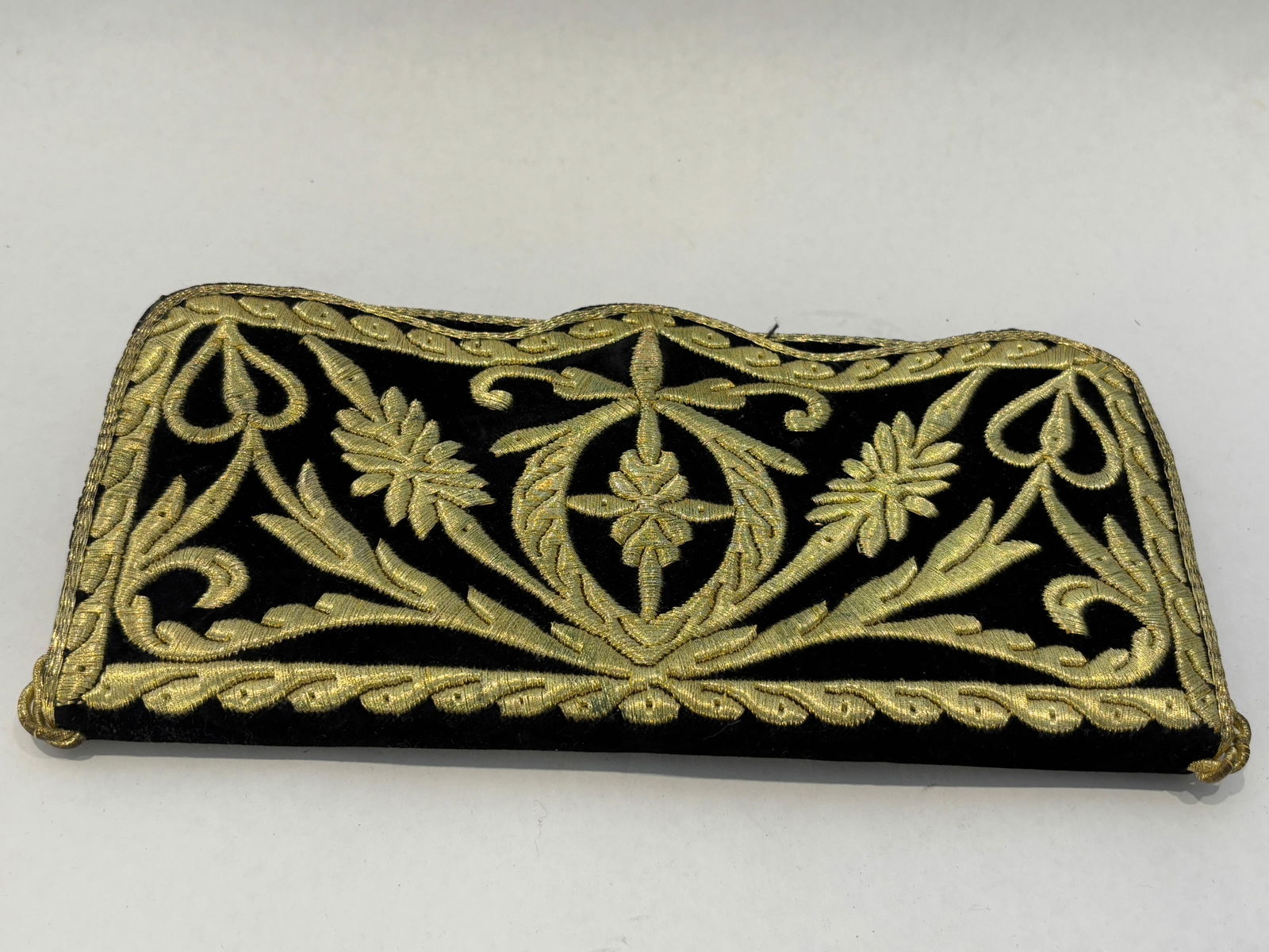Embroidered Black Velvet Moroccan clutch Vintage 1960s - 3
