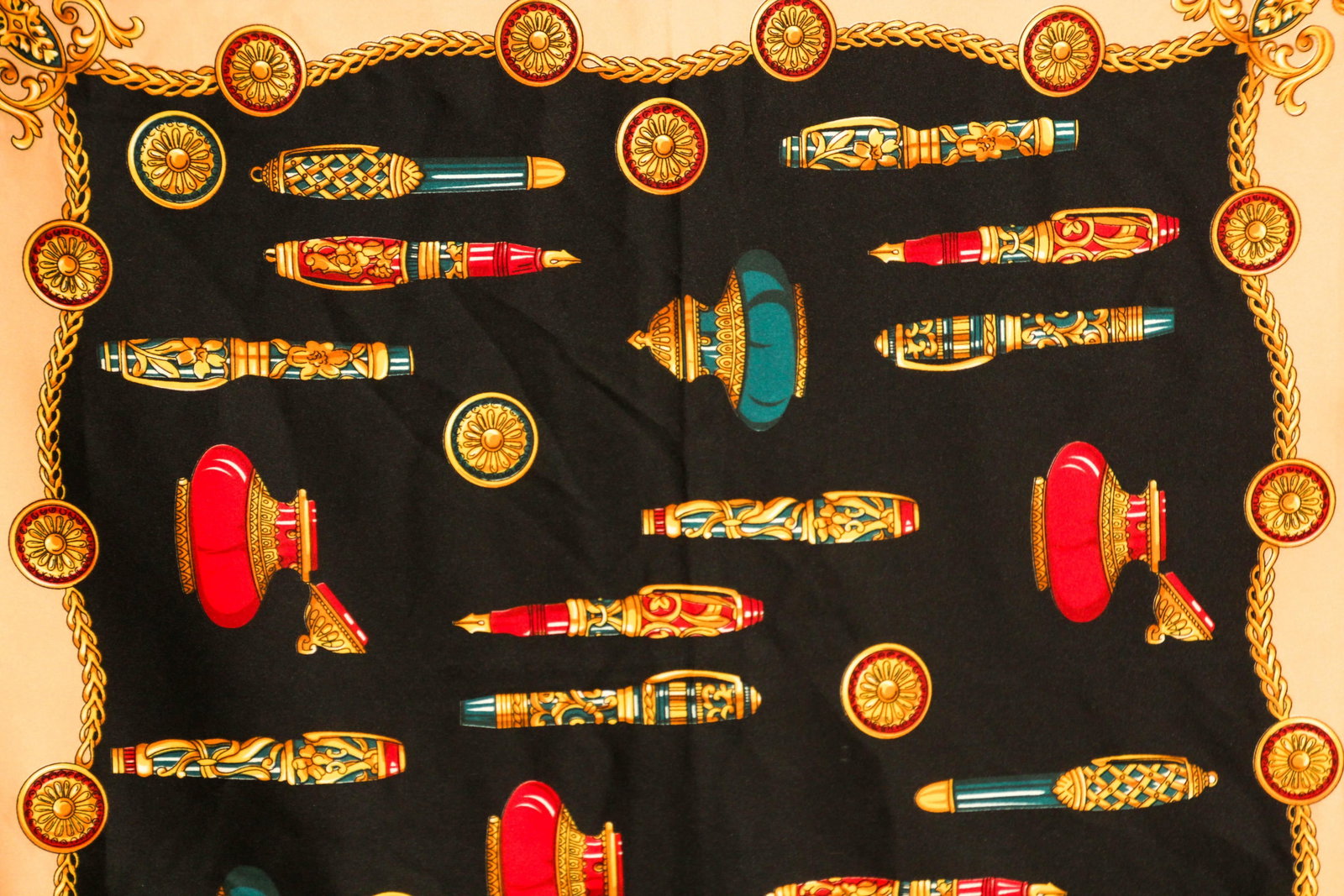 Vintage Italian Scarf Shawl with Luxury Writing Instruments Italy - 12