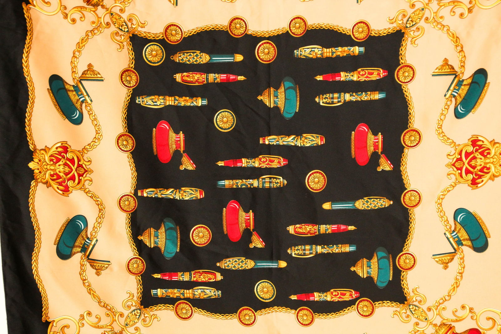 Vintage Italian Scarf Shawl with Luxury Writing Instruments Italy - 8