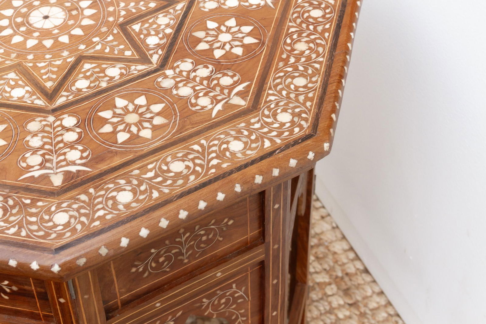 Dark Walnut Eight-Point Star Inlay End Table - 6