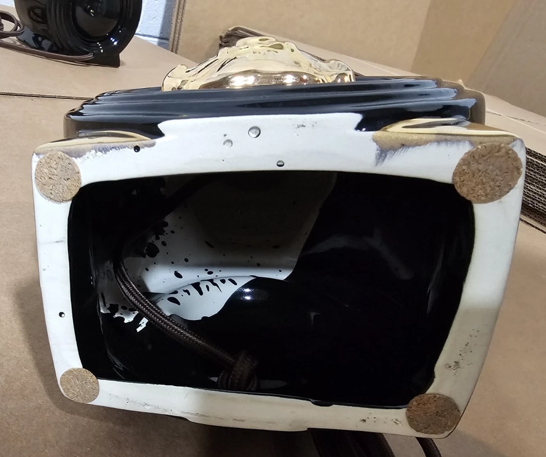 Pair of Mid 20th Century Hollywood Regency Style Black Rounded Lamps - 8