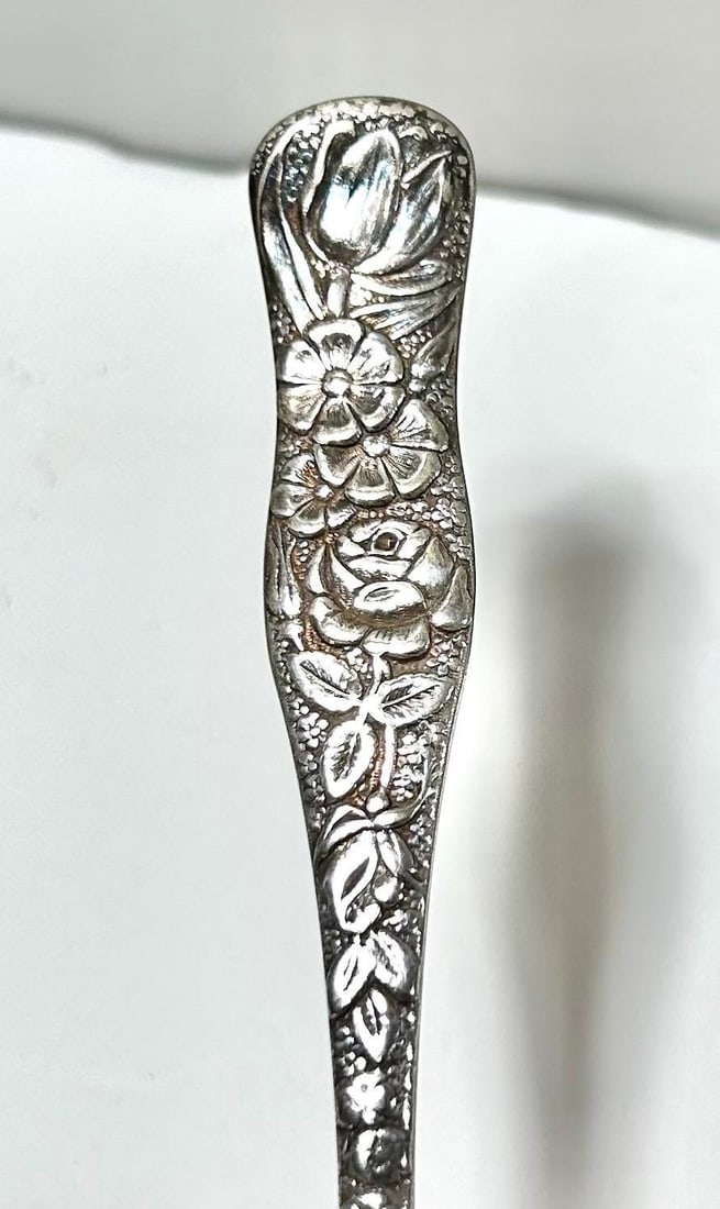 Antique Silver Spoons Holmes Edward's Hiawatha Floral Pattern - Set of 6 - 3