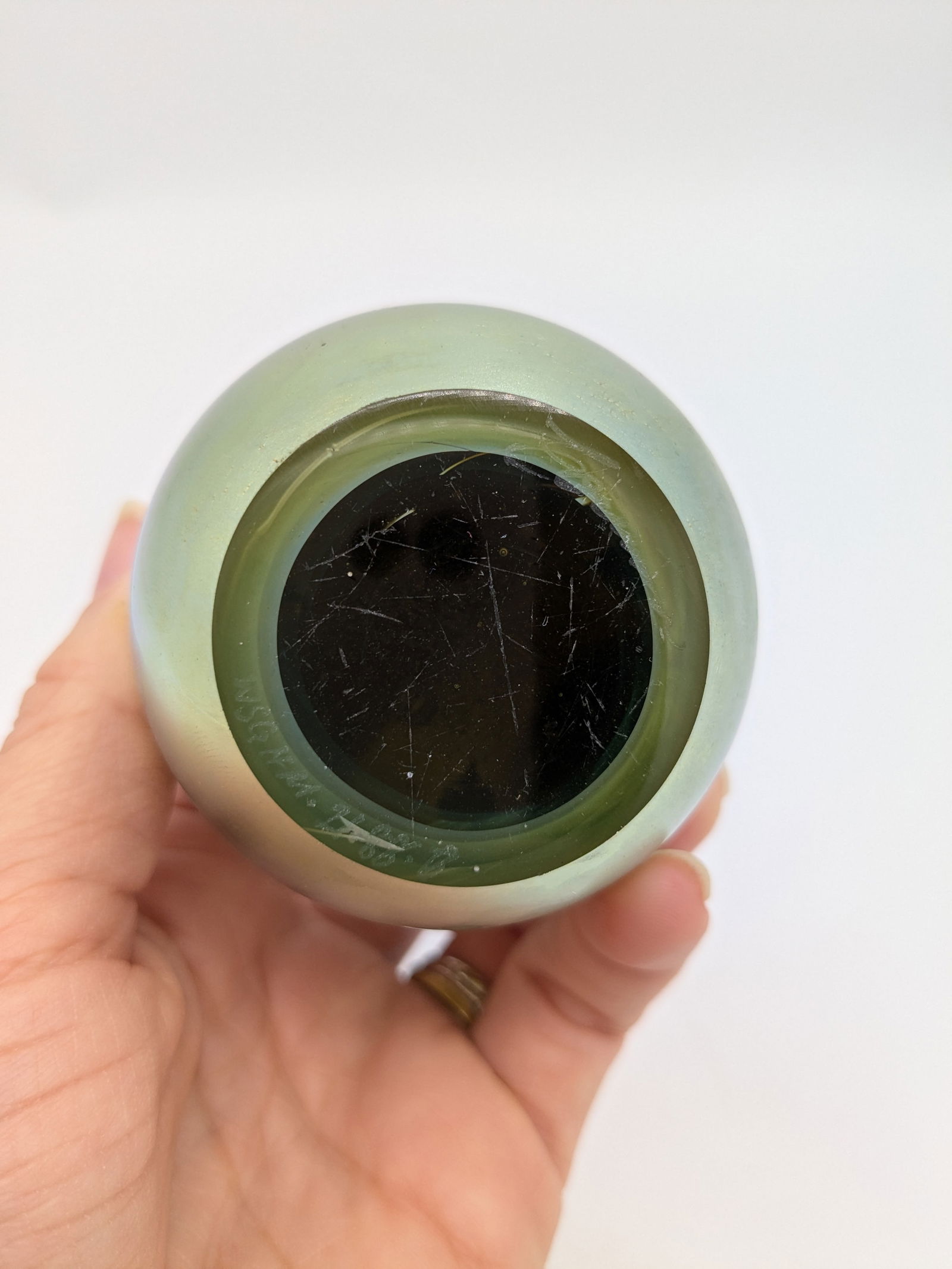 Mid 20th Century Robert Eickholt Signed Art Glass Paperweight - 8