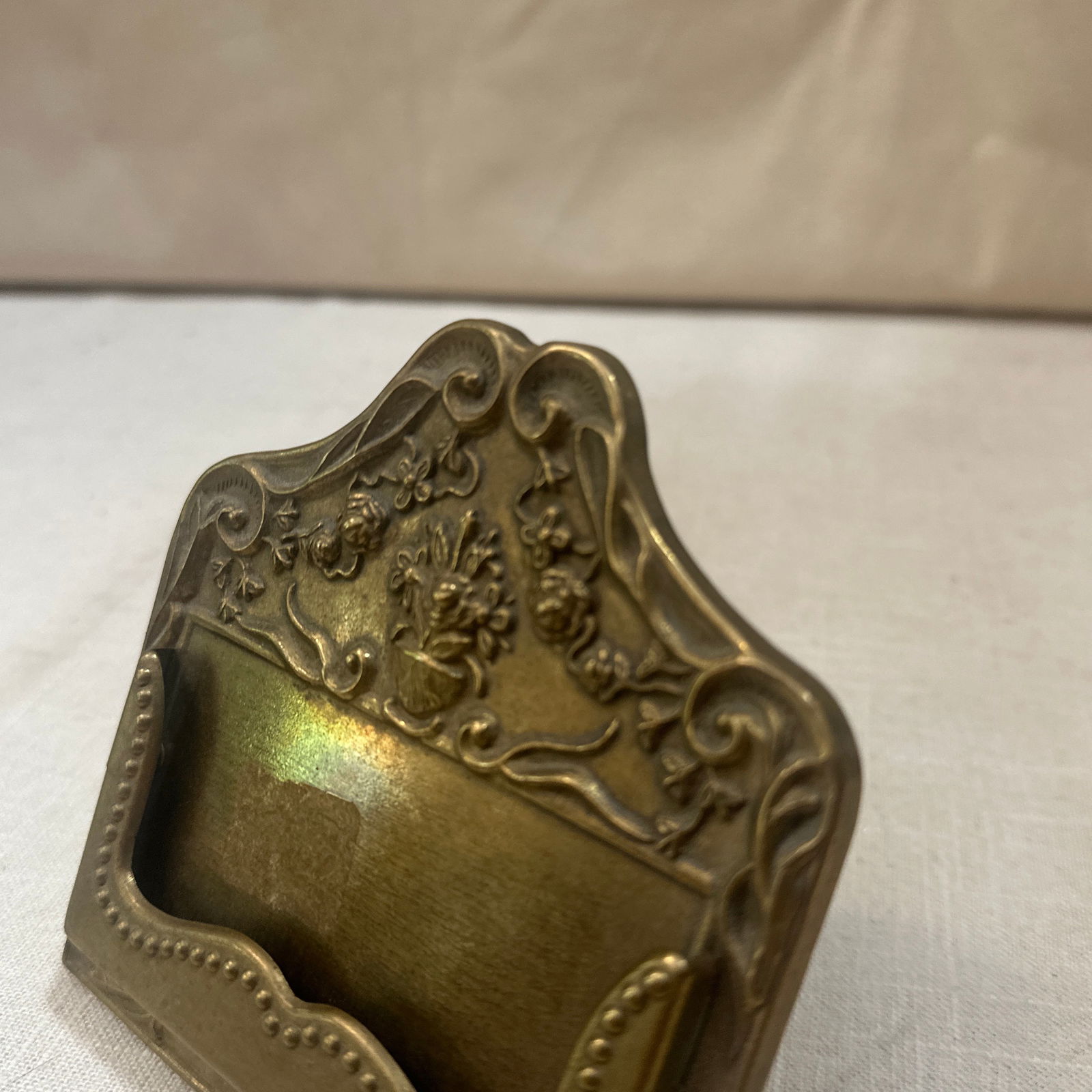 Small 1970s Brass Business Card Holder Desk Accessory - 2