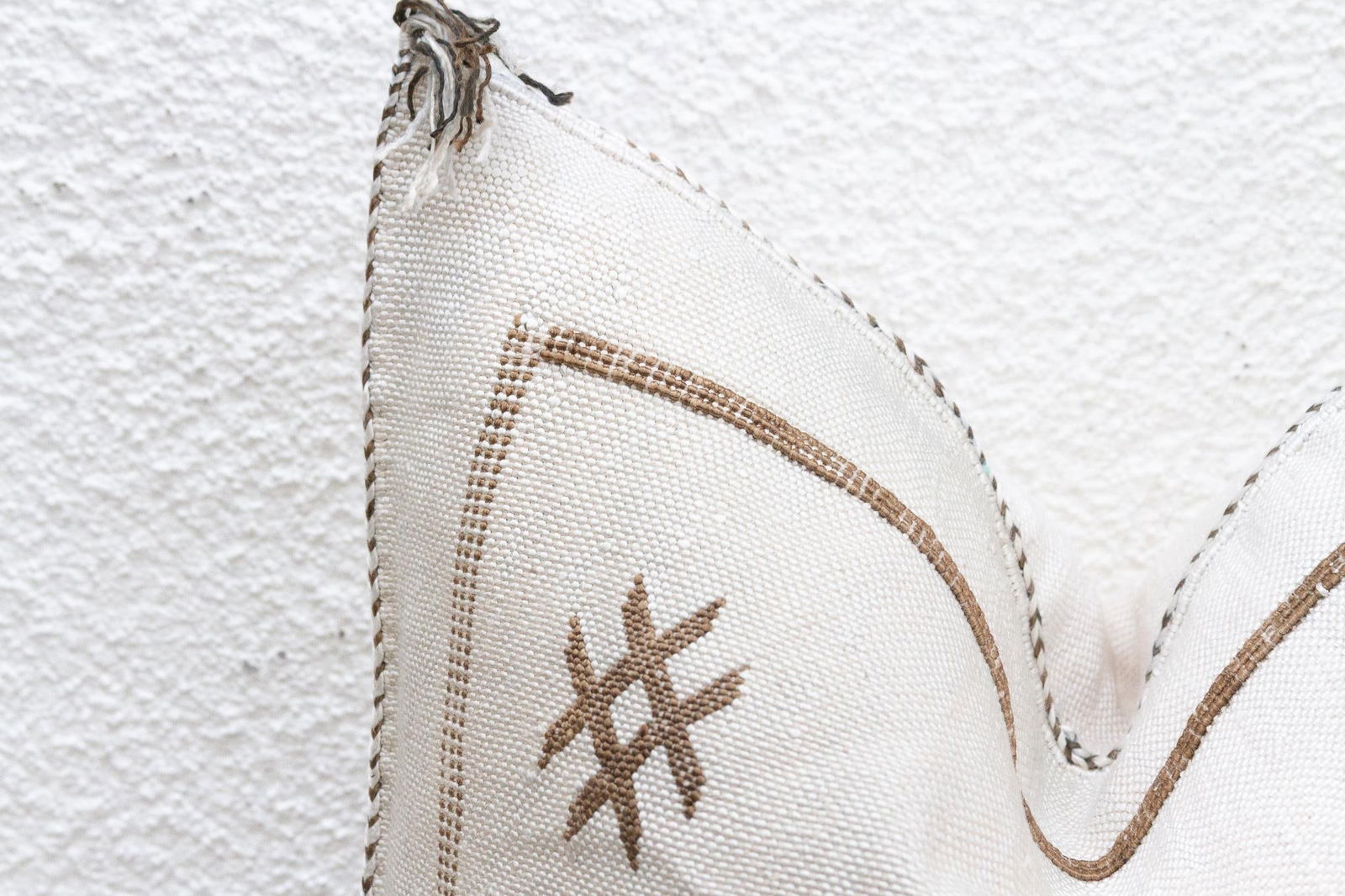 Tadelakt Dust Silk Rug Pillow - 6