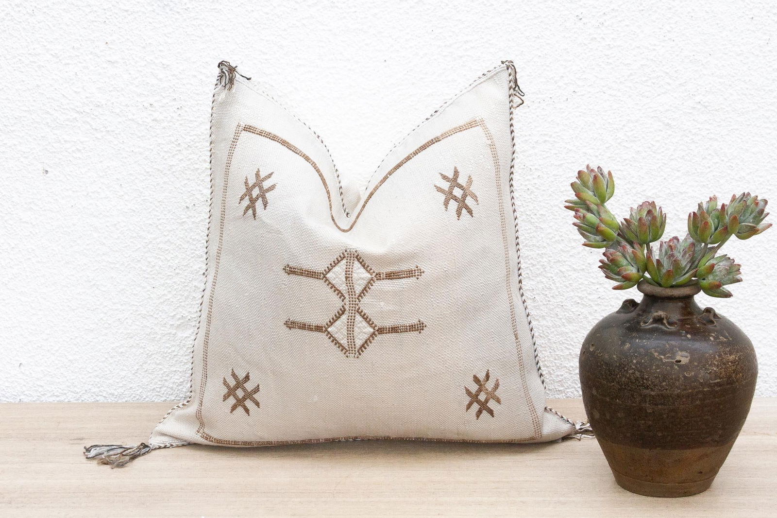 Tadelakt Dust Silk Rug Pillow - 8