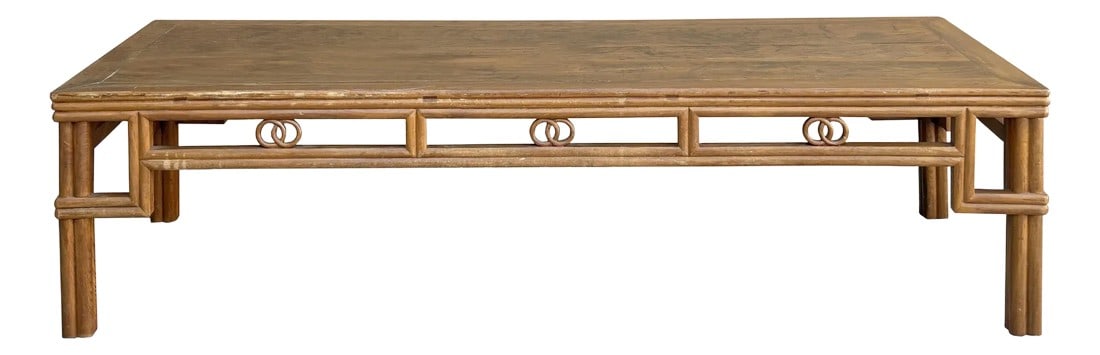 Vintage Chinese Simple Ming Style Coins Apron Rectangular Coffee Table: Discover a beautiful antique Chinese low table, a superb example of a Late Qing Dynasty Kangzhuo, crafted from rich elm wood. This rectangular coffee table, with its elegant and understated design, em