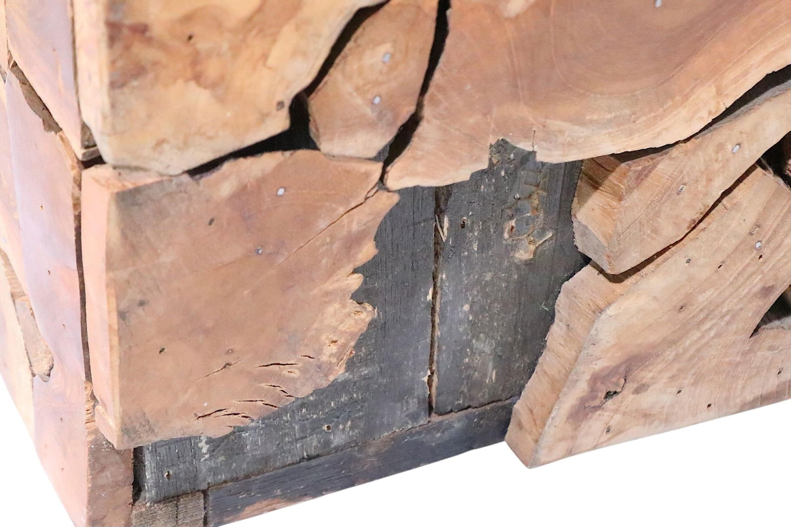 Boho Style Sliced Wood CoffeeTable Made in Indonesia - 11