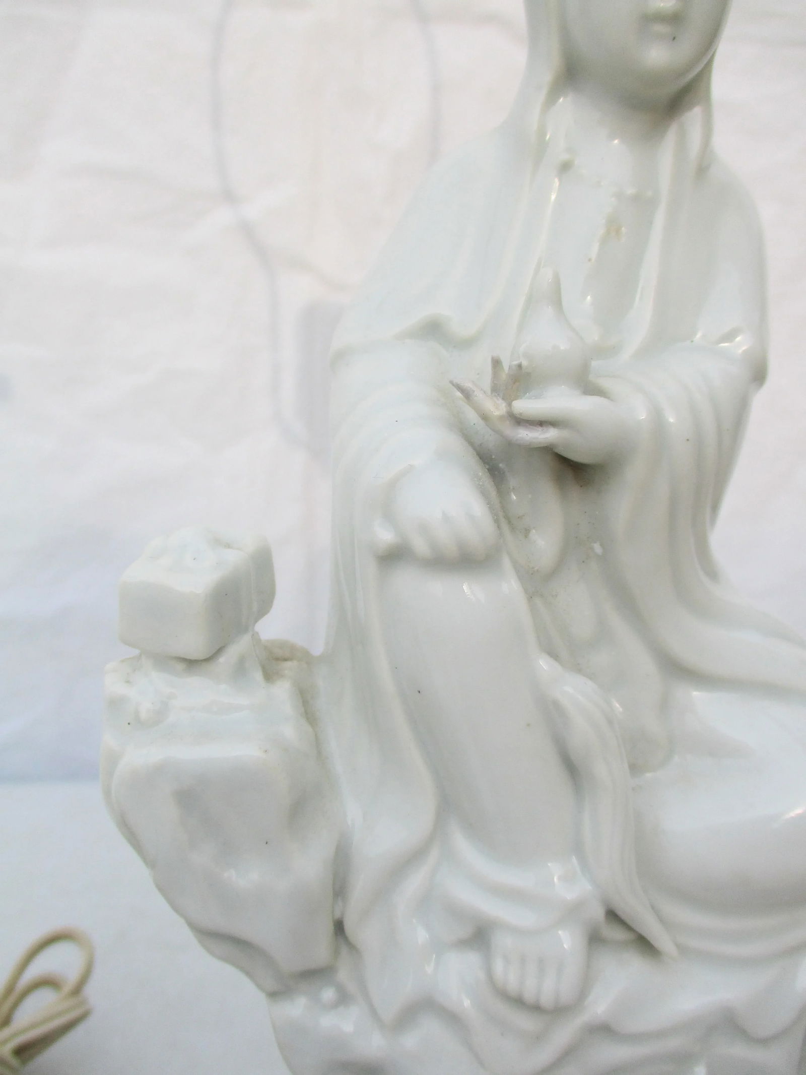 Vintage 1950s Chinese Blanc De Chine Lamps - a Pair - 10