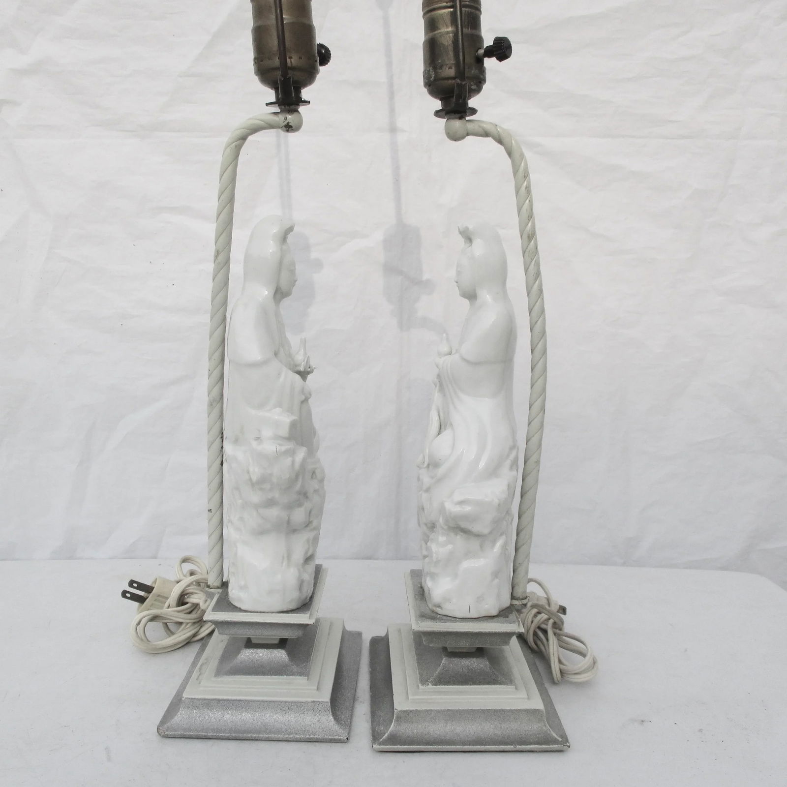 Vintage 1950s Chinese Blanc De Chine Lamps - a Pair - 5