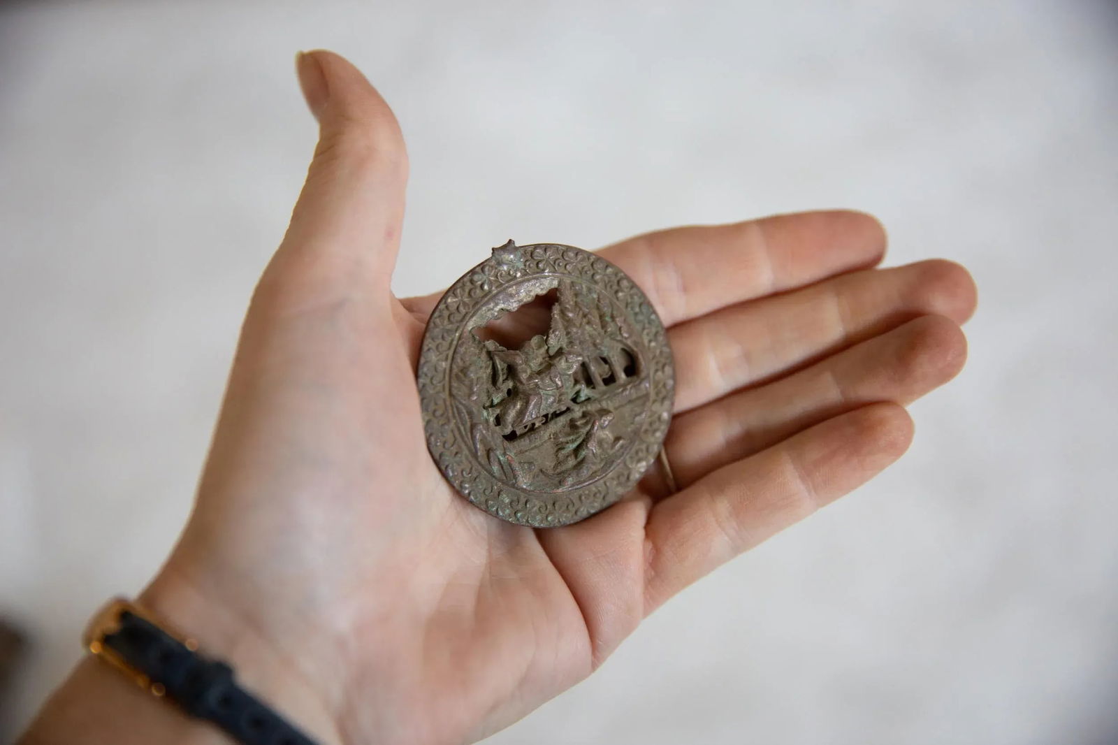 Vintage African Oxidized Bronze Decorative Object - 3