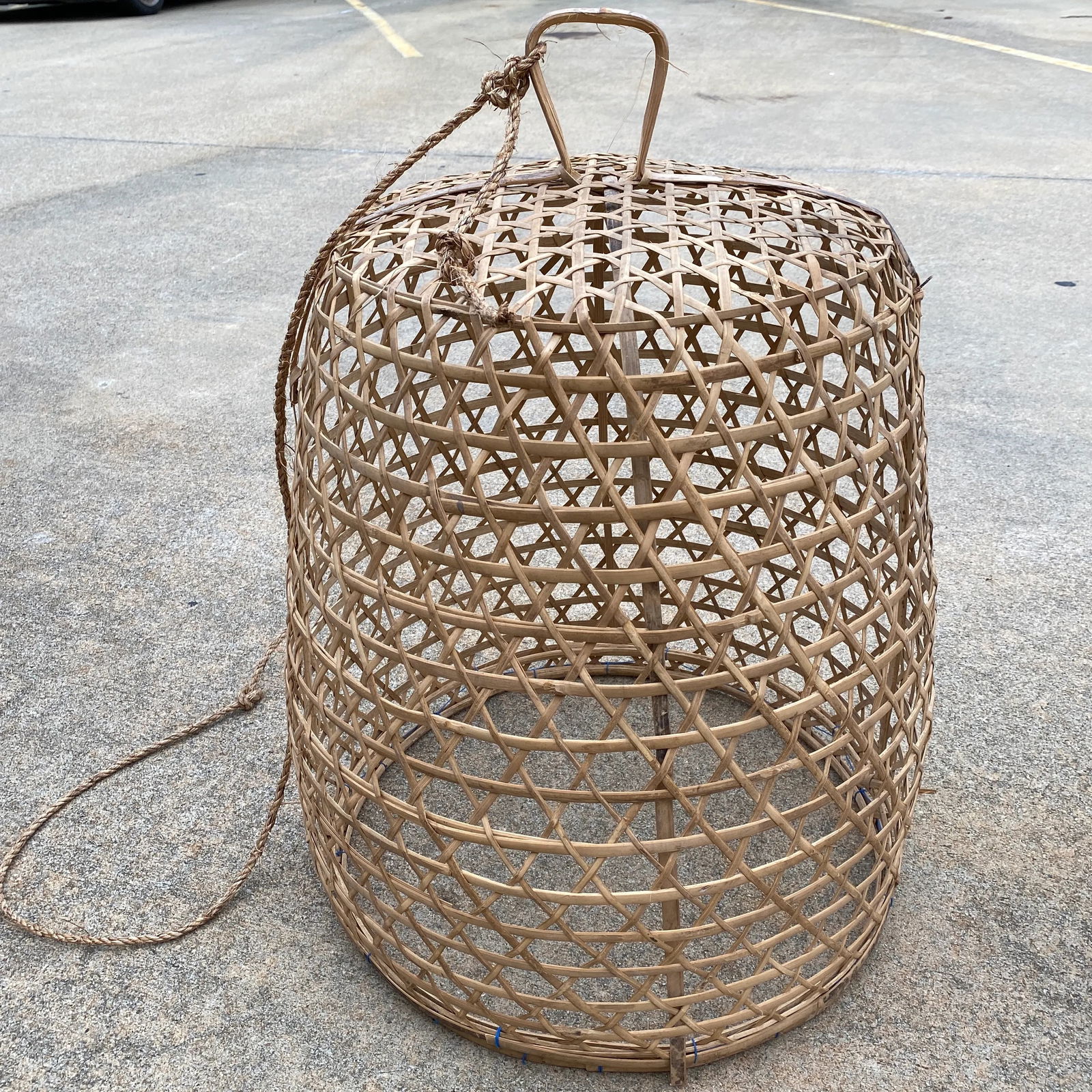 1970s Large Bohemian Wicker Pendant Chandeliers - Only 1 Left - 4