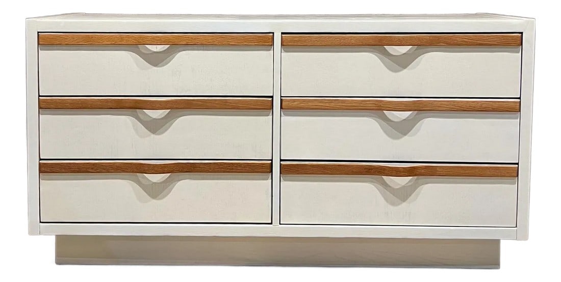 Mid Century Lane Altavista Sculptural Bent Oak Double Dresser 1960s: For your consideration, a mid century modern Double Dresser by Lane AltaVista Virginia Simple yet elegant with sculptural solid oak wood handles Dimensions: 29.25 h x 56 w x 18.25 Drawers 4.75 h x