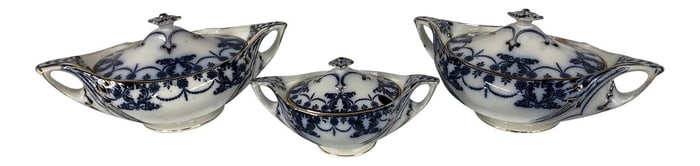 Late 19th Century T.Till and Sons Venus Pattern Vegetable Bowls and Sauce Tureen