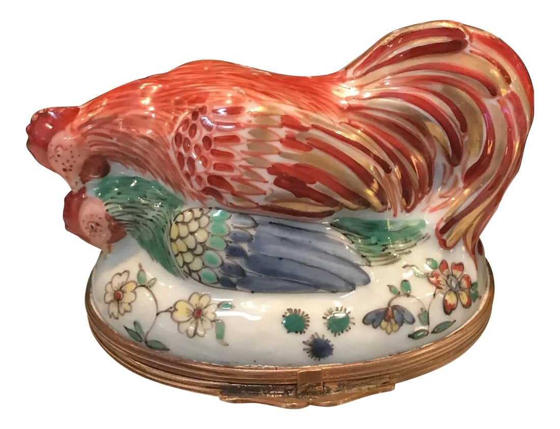 St. Cloud Style Hen and Chicken Snuff Box by Samson (1 of 8)