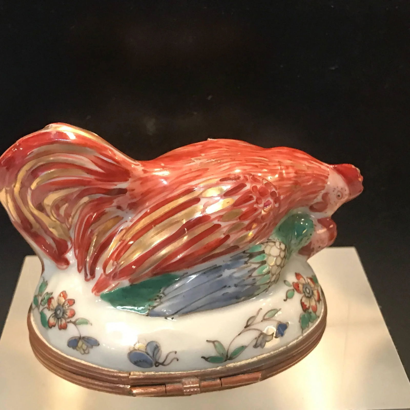 St. Cloud Style Hen and Chicken Snuff Box by Samson - 3