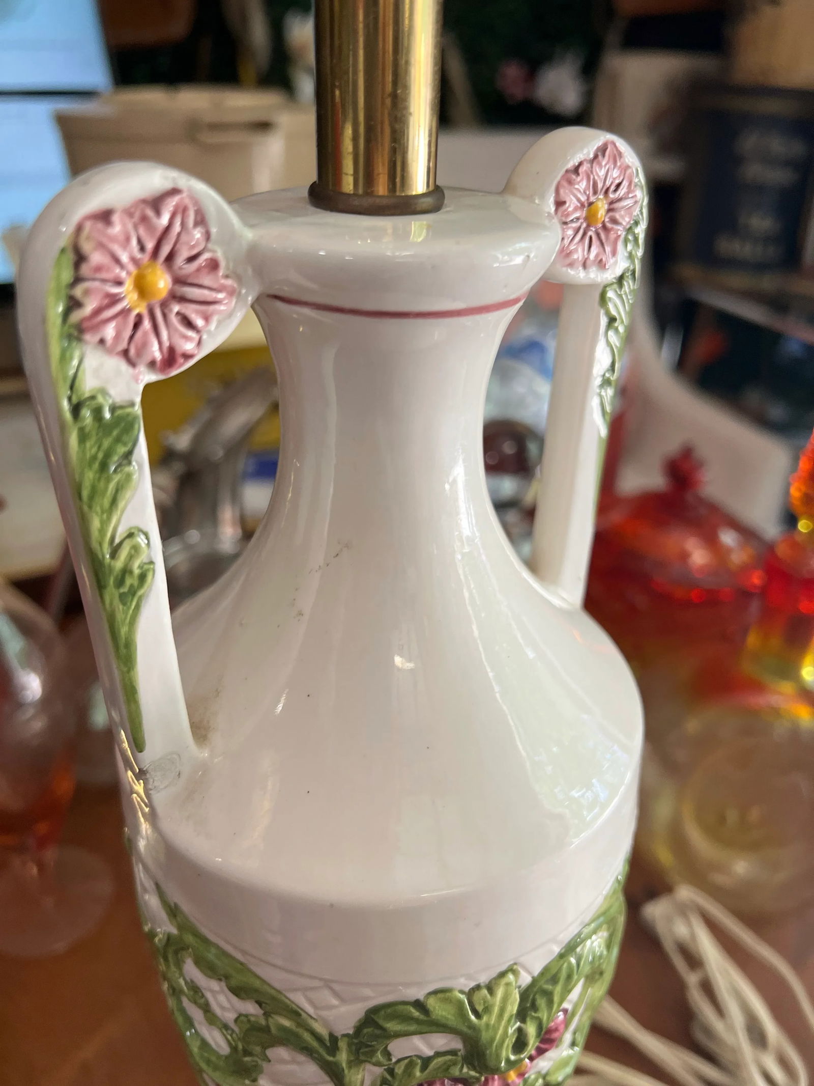 1970s Trellis Ivy Design Floral Lamp - 4